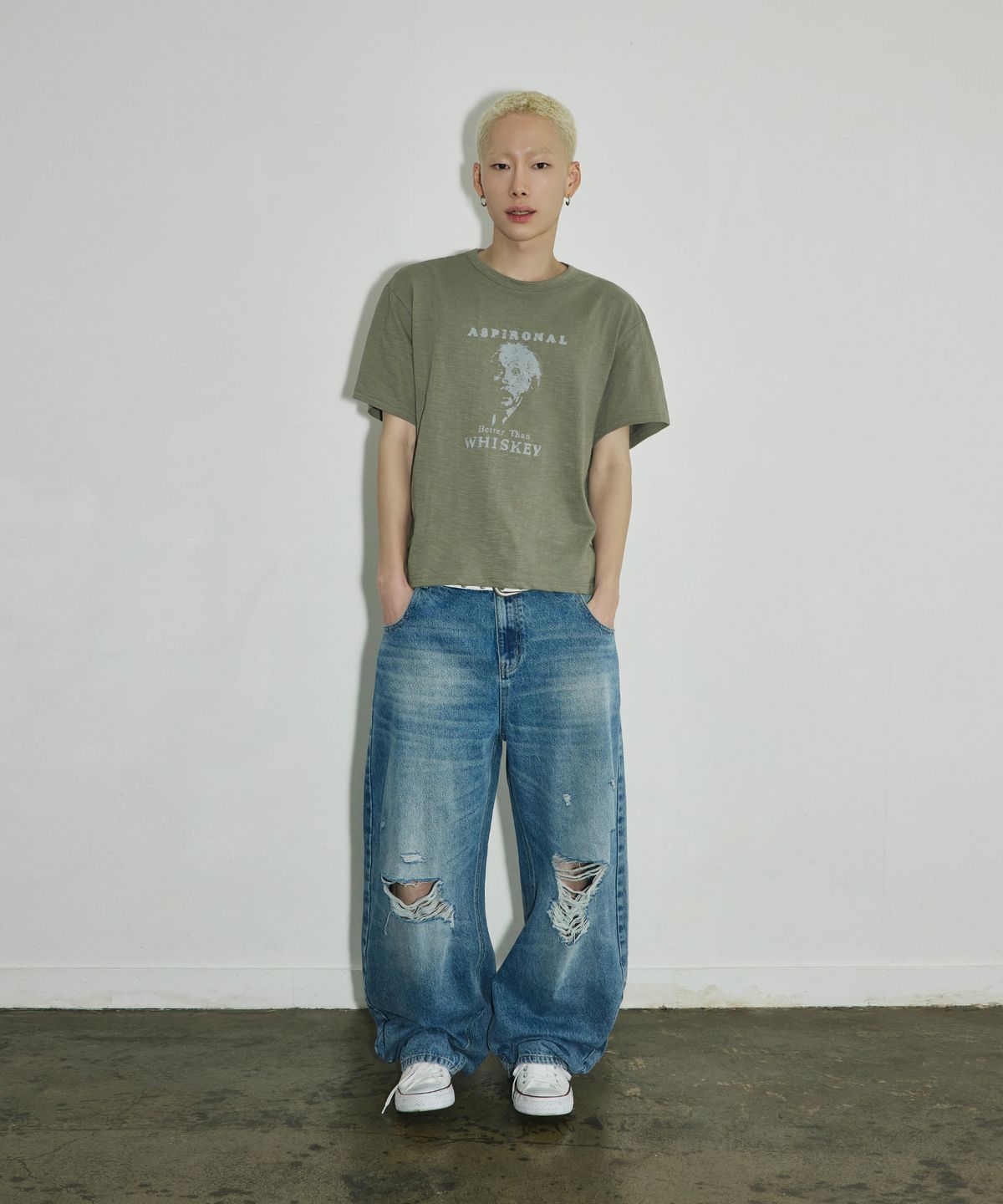 스켈리웩(SCALLYWAG) ASPIRONAL 슬라브 크롭 티셔츠[카키]