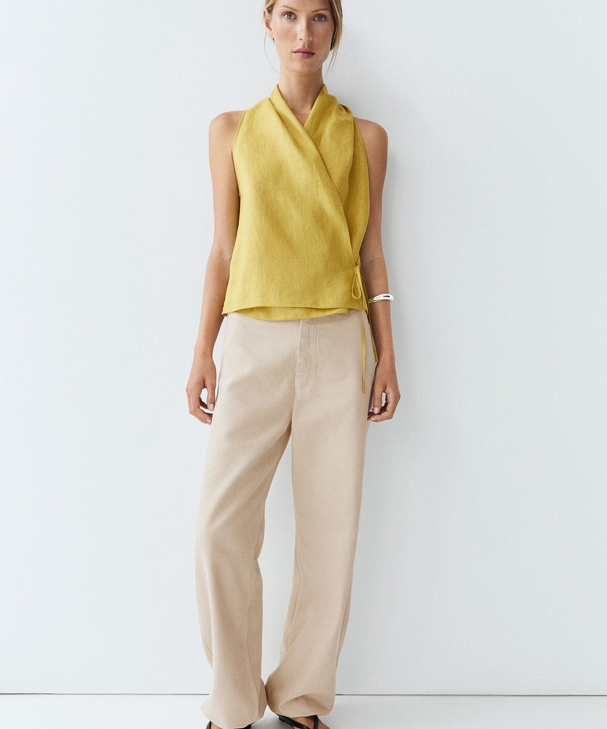 마시모두띠(MASSIMO DUTTI) 100% 린넨 크로스 홀터넥 탑