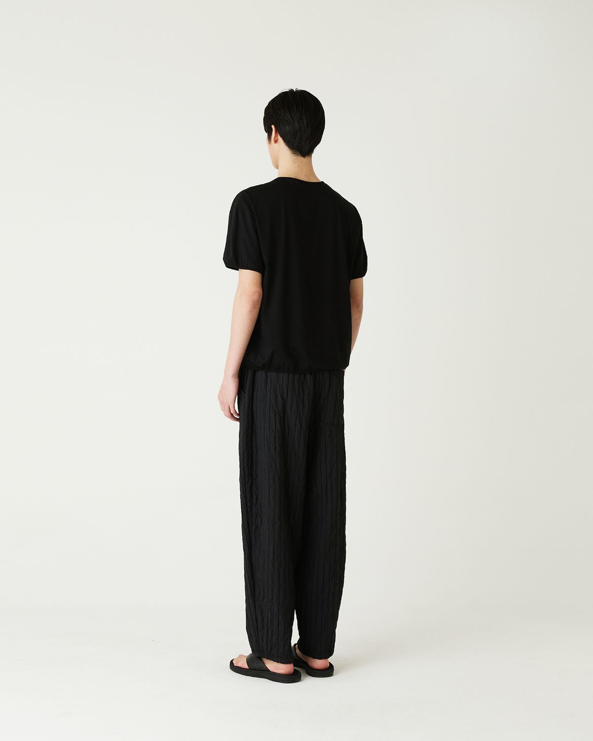 디앤드퀘스천(THEENDQUESTION) Pleats balloon pants / BLACK