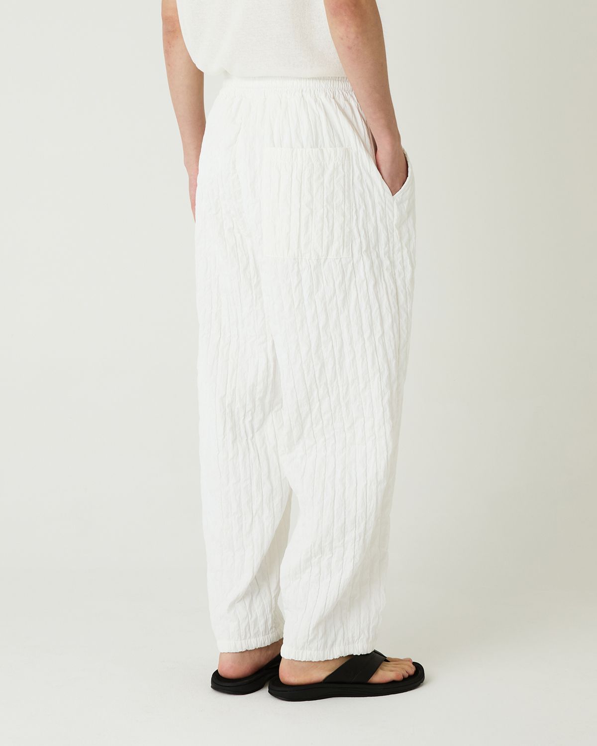 디앤드퀘스천(THEENDQUESTION) Pleats balloon pants / WHITE