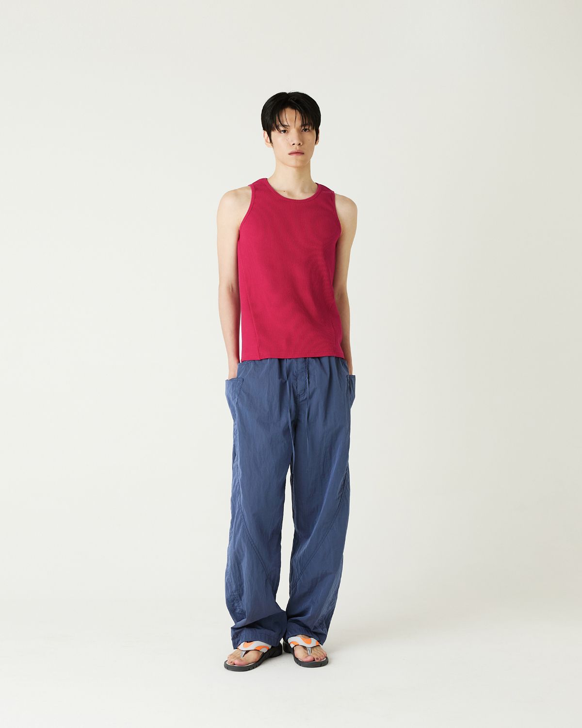 디앤드퀘스천(THEENDQUESTION) Puckering nylon pants / BLUE