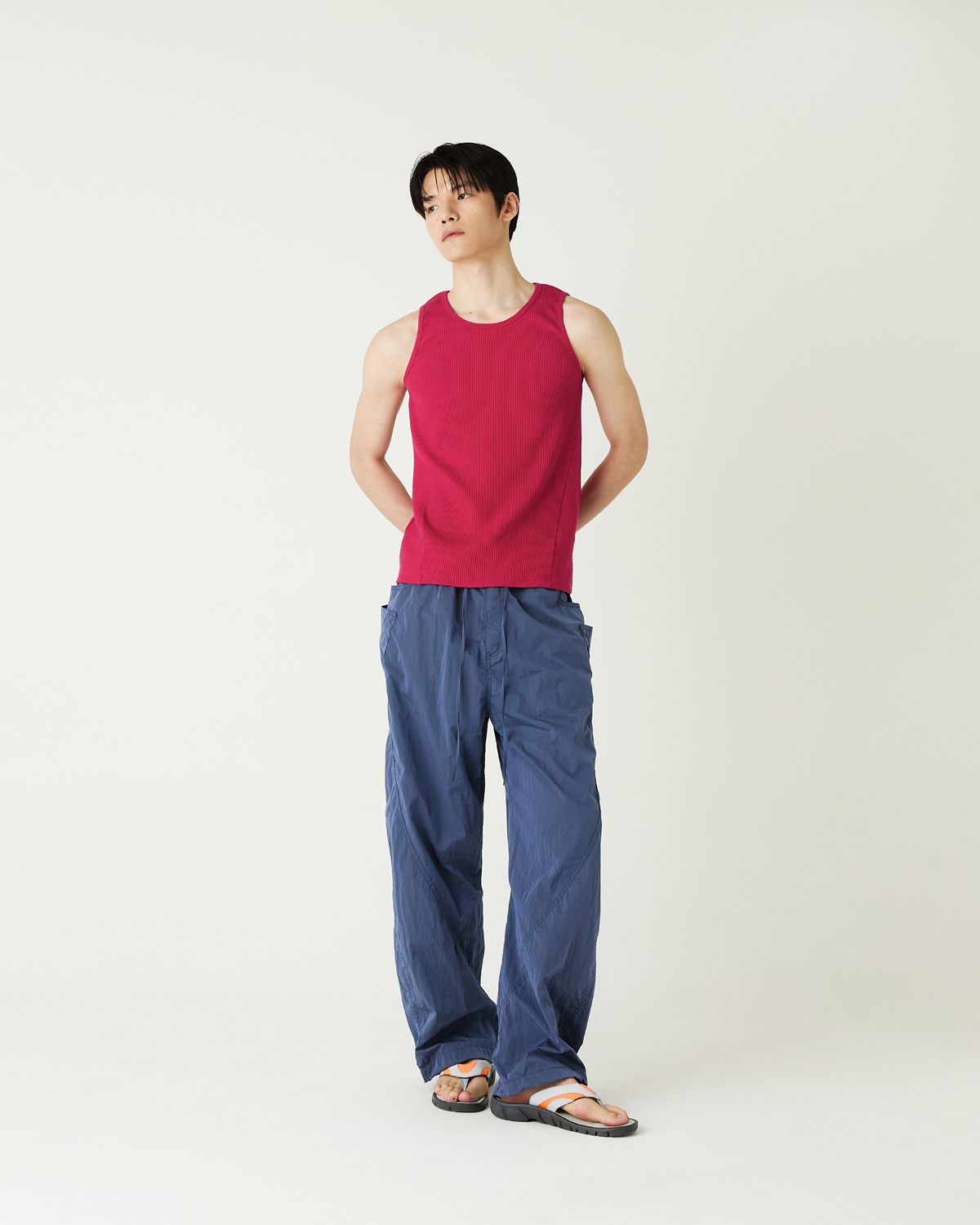 디앤드퀘스천(THEENDQUESTION) Puckering nylon pants / BLUE