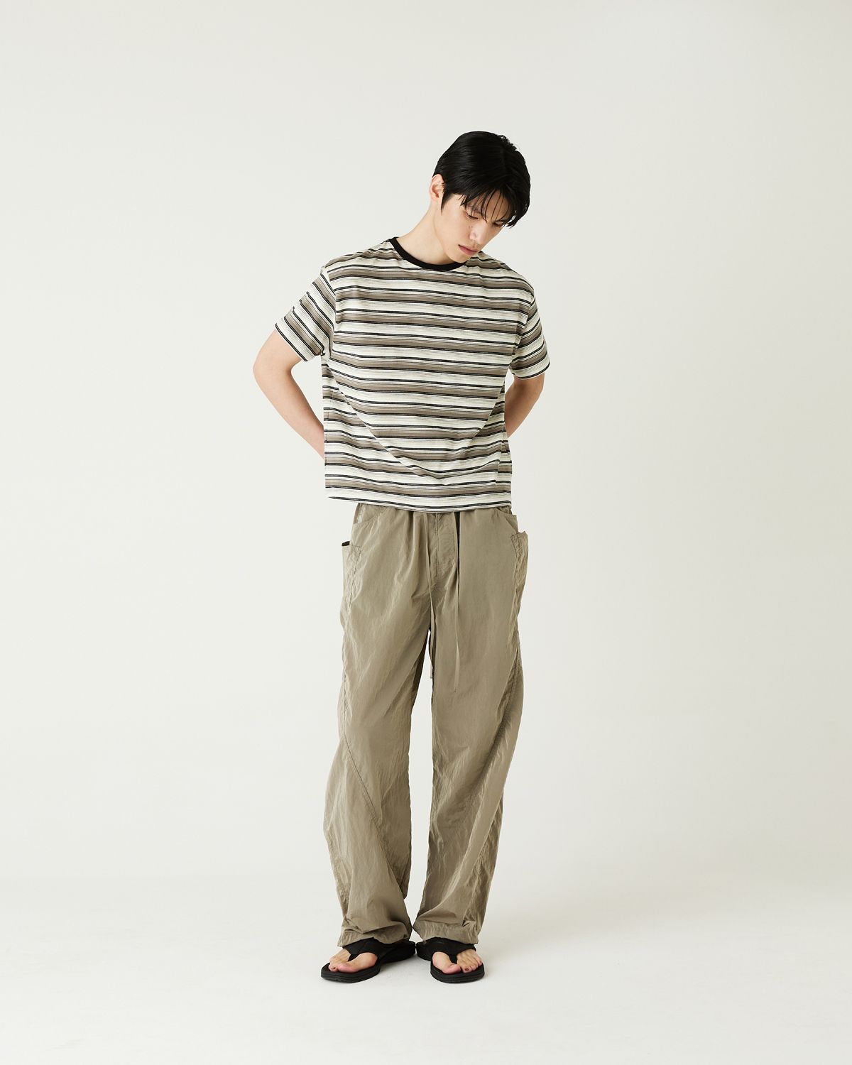 디앤드퀘스천(THEENDQUESTION) Puckering nylon pants / BEIGE