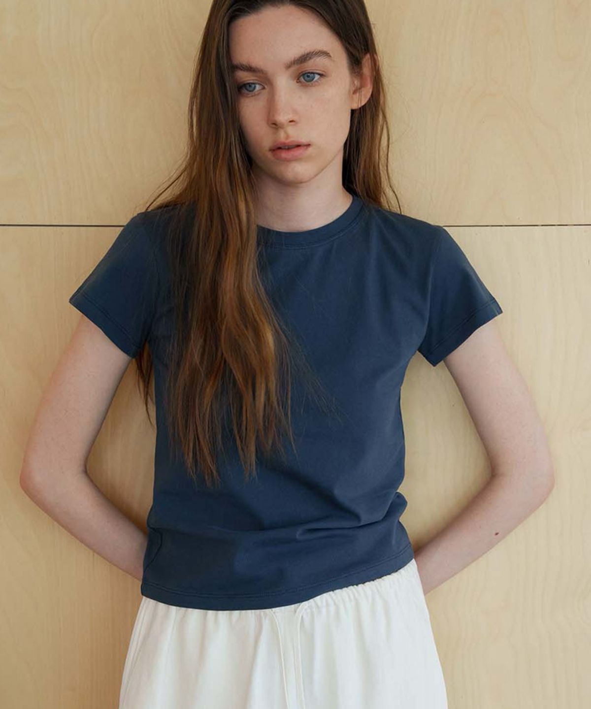 스러움(SEUREOUM) Signature Slim-fit T-shirt_Washed Navy