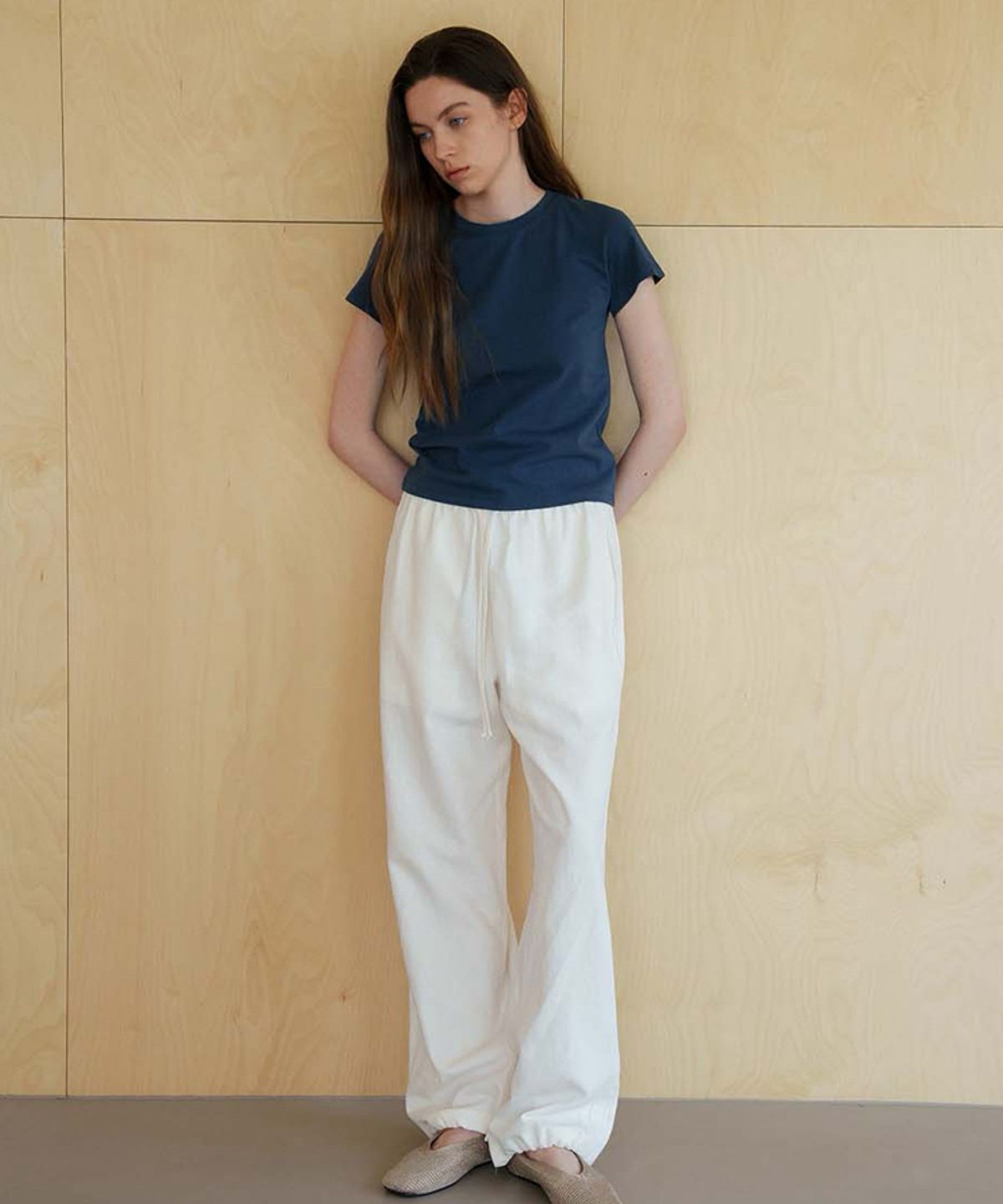 스러움(SEUREOUM) Signature Slim-fit T-shirt_Washed Navy
