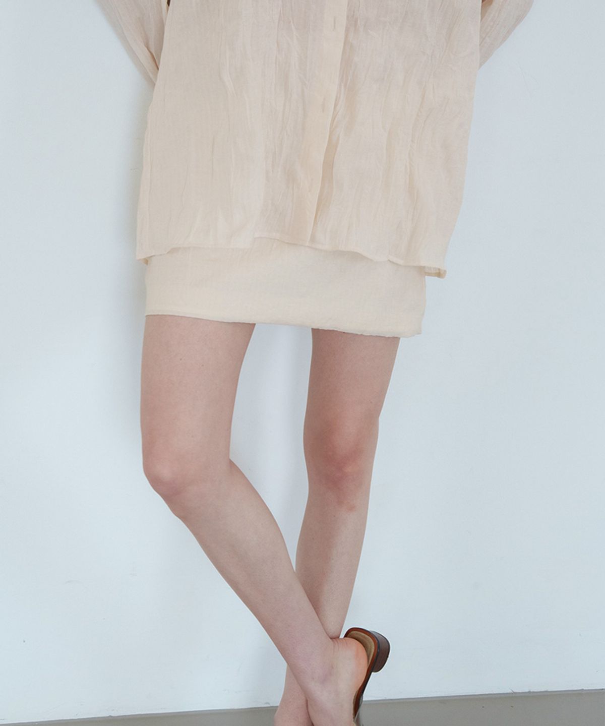 스러움(SEUREOUM) Ete Wrinkle Skirt_Ecru