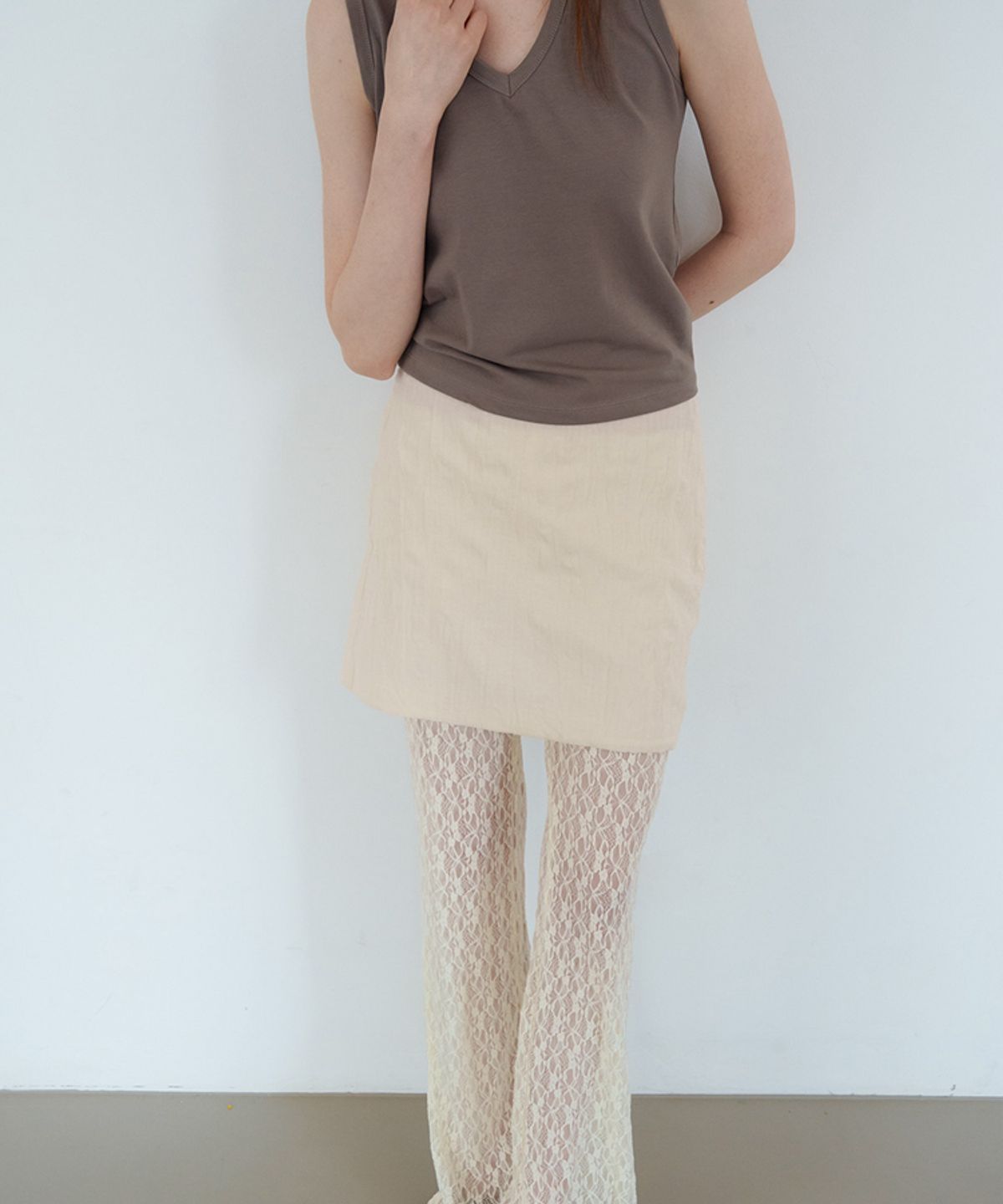 스러움(SEUREOUM) Ete Wrinkle Skirt_Ecru