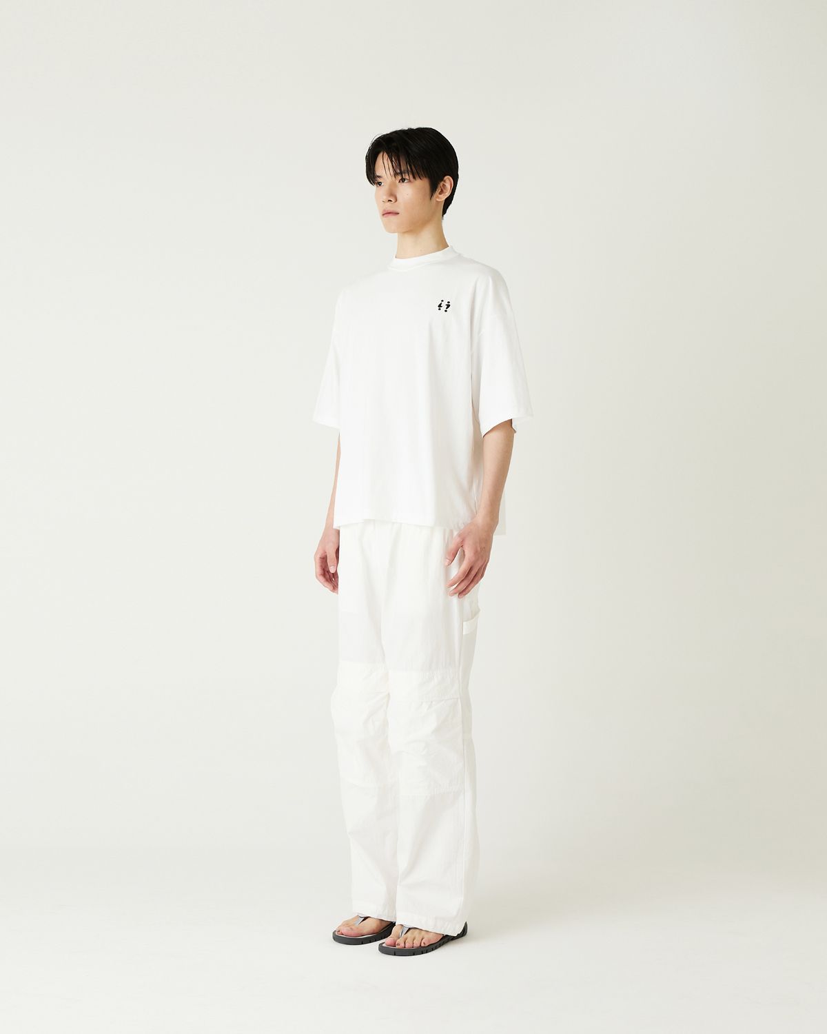 디앤드퀘스천(THEENDQUESTION) Symbol embroidery t-shirt / WHITE