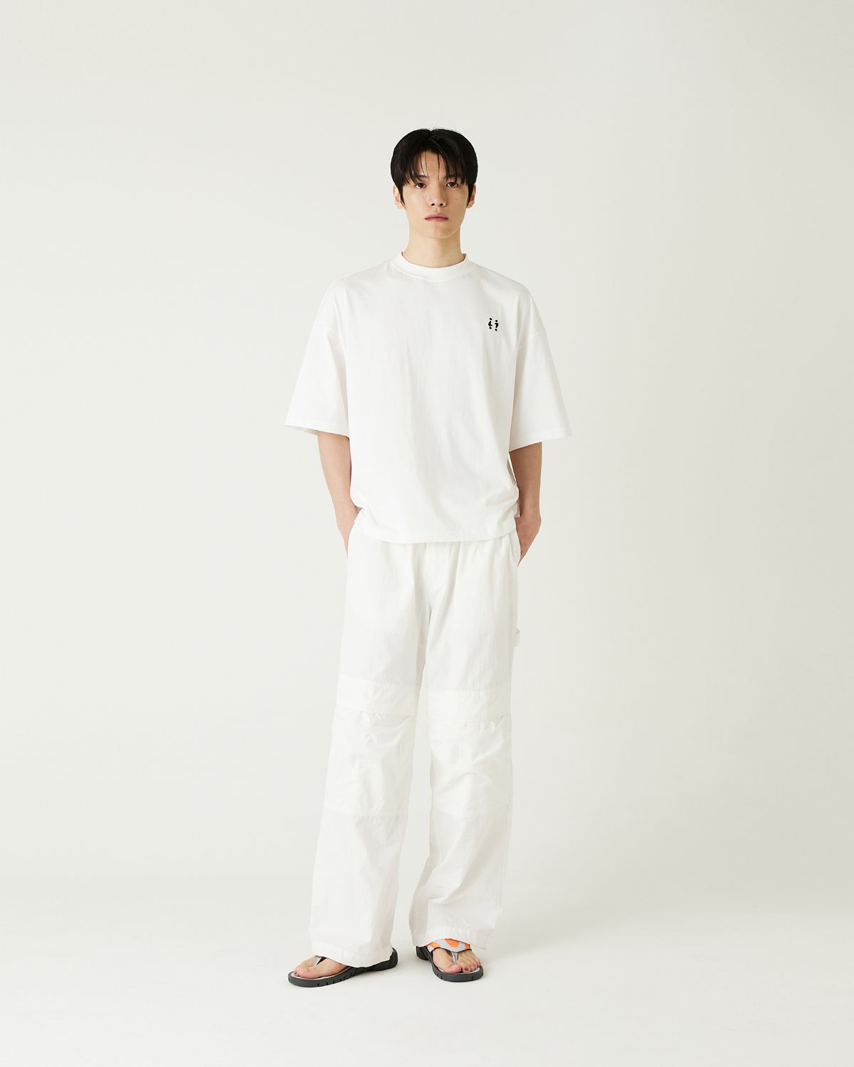 디앤드퀘스천(THEENDQUESTION) Symbol embroidery t-shirt / WHITE