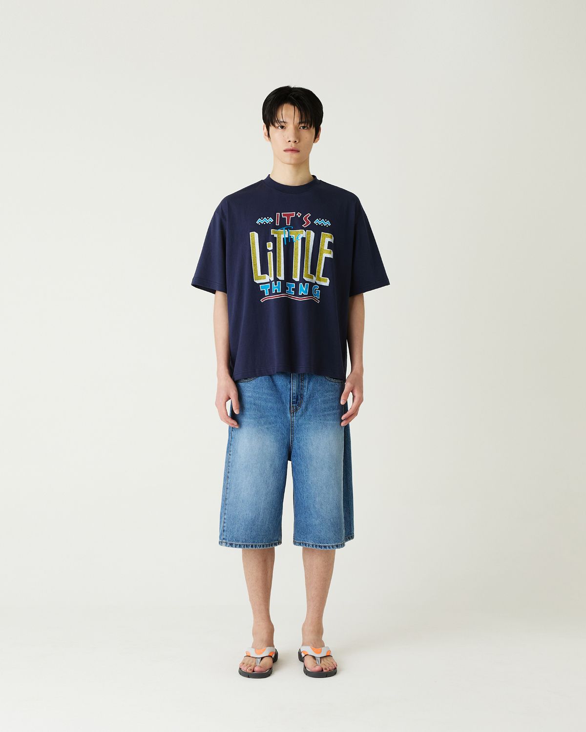 디앤드퀘스천(THEENDQUESTION) Little thing print t-shirt / NAVY