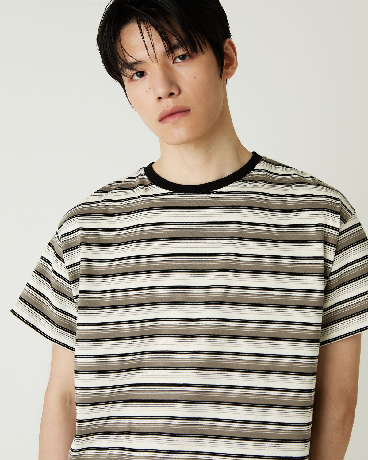 디앤드퀘스천(THEENDQUESTION) Multi stripe t-shirt / GRAY