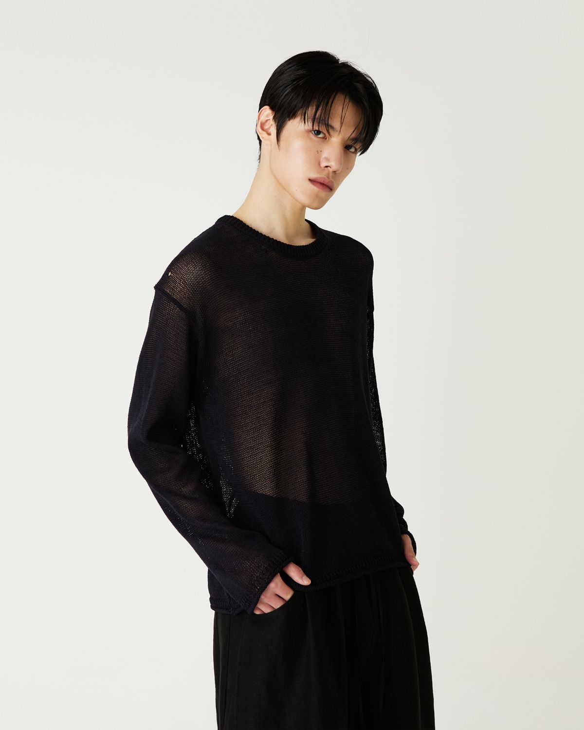 디앤드퀘스천(THEENDQUESTION) Linen blend crewneck knit top / BLACK
