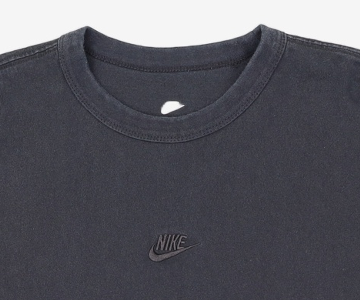 나이키(NIKE) 스포츠웨어 프리미엄 에센셜 오버사이즈 티셔츠 M - 블랙 / HF9607-010 XL