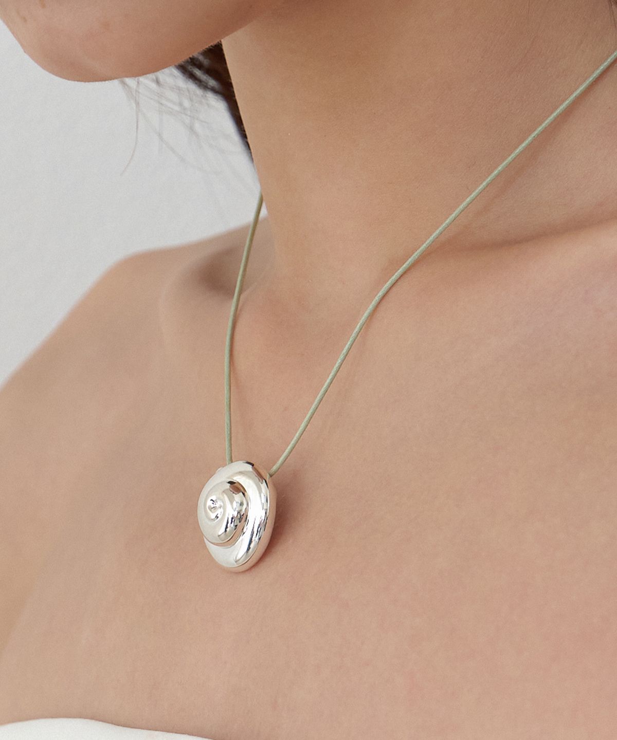 바이위켄드(BYWEEKEND) Seashell necklace_cotton