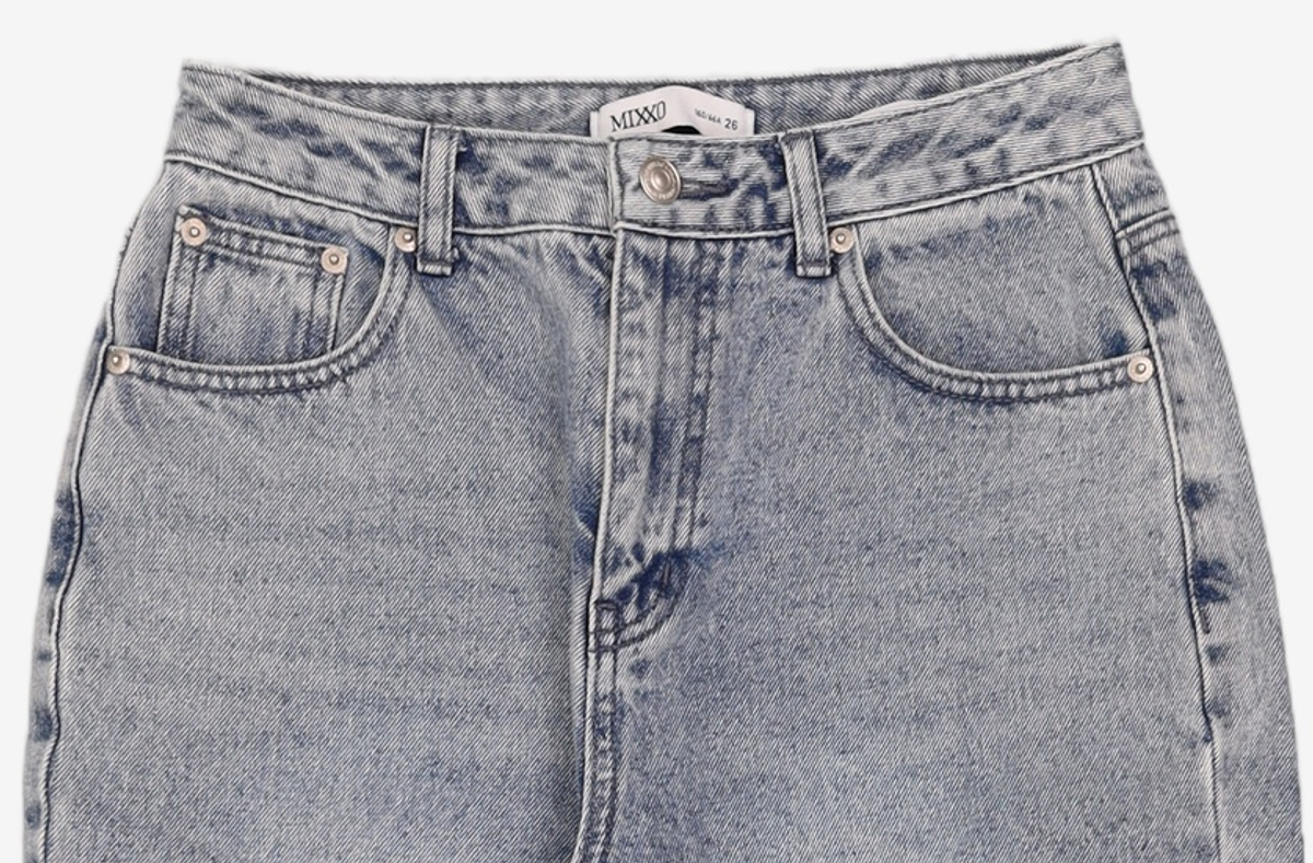 미쏘(MIXXO) 크롭와이드핏 데님 MIWTJD323J 26