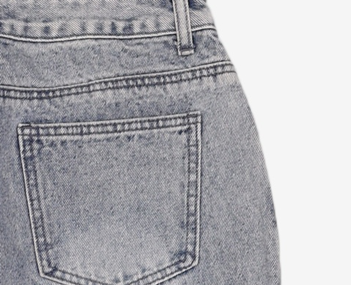 미쏘(MIXXO) 크롭와이드핏 데님 MIWTJD323J 26