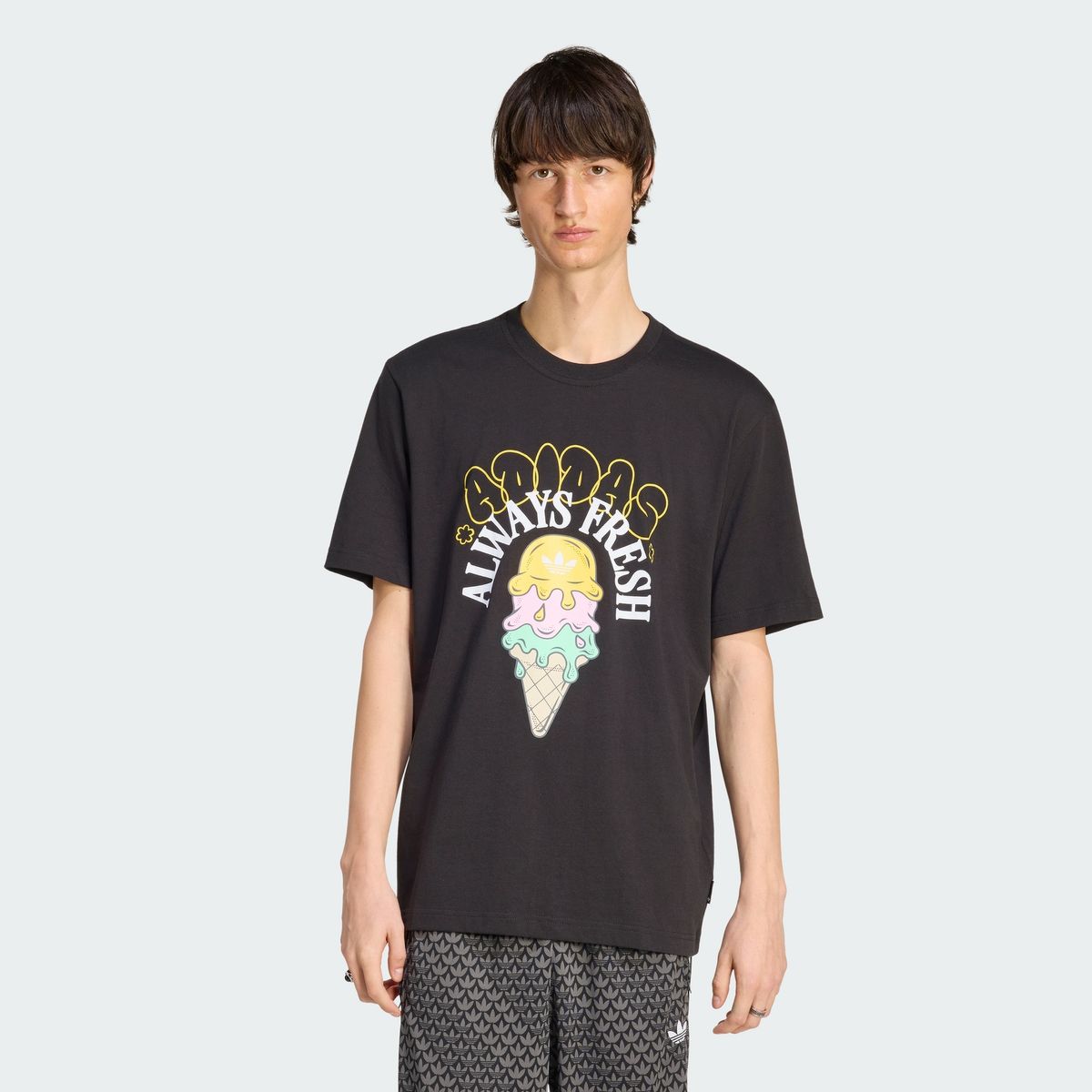 아디다스(ADIDAS) LOOSE GRAPHIC T IA4480