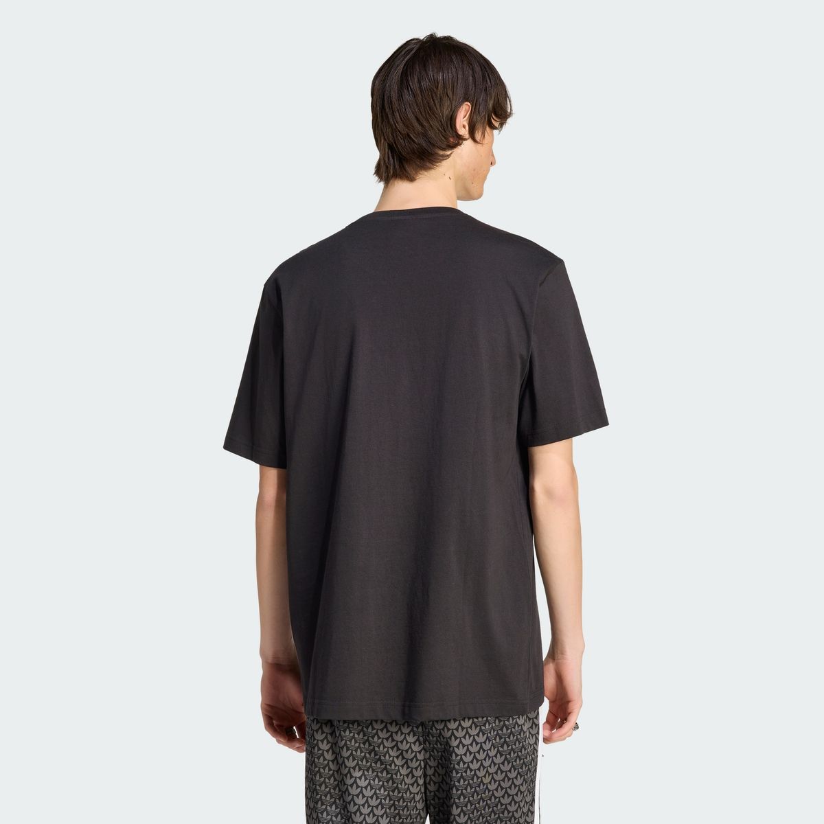 아디다스(ADIDAS) LOOSE GRAPHIC T IA4480