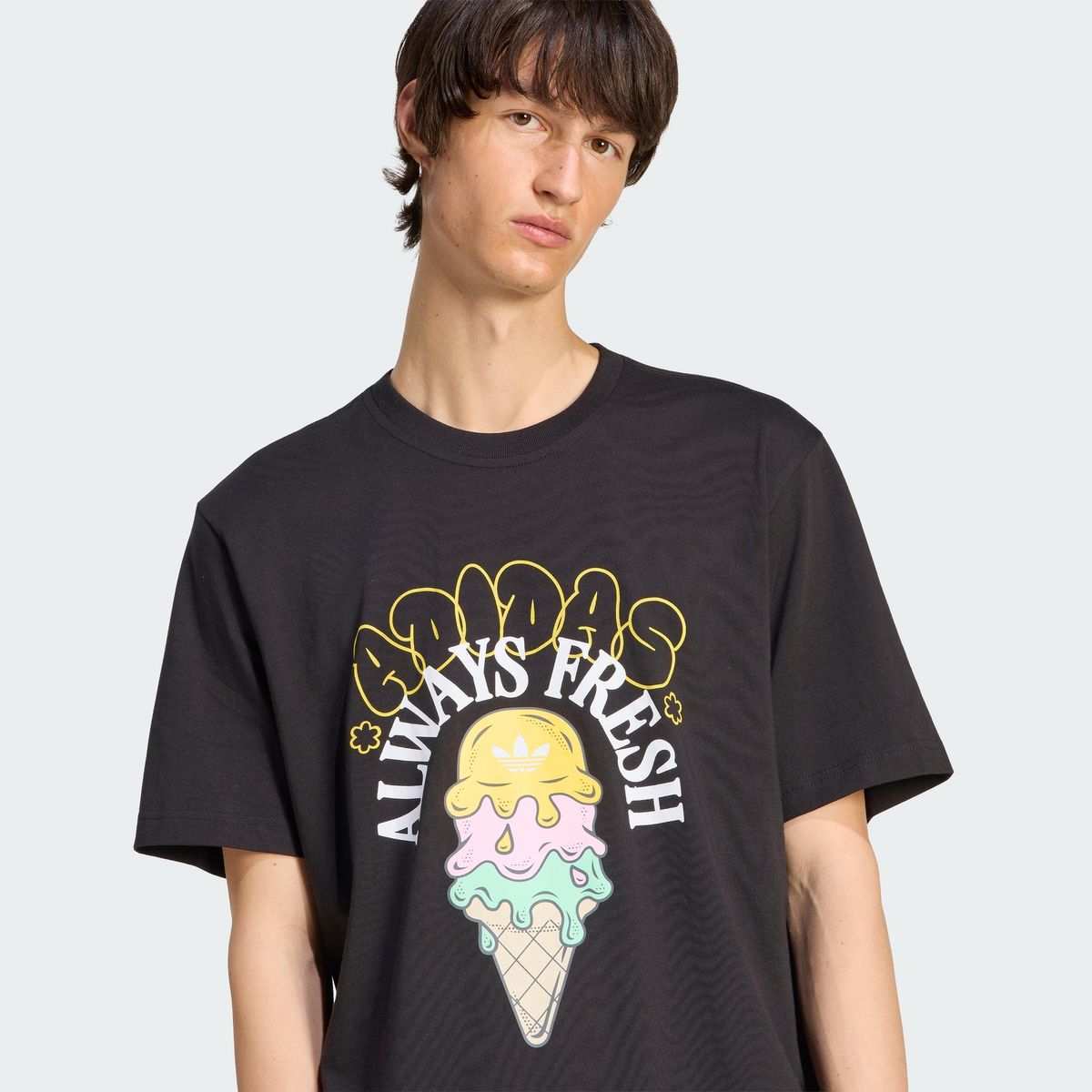 아디다스(ADIDAS) LOOSE GRAPHIC T IA4480