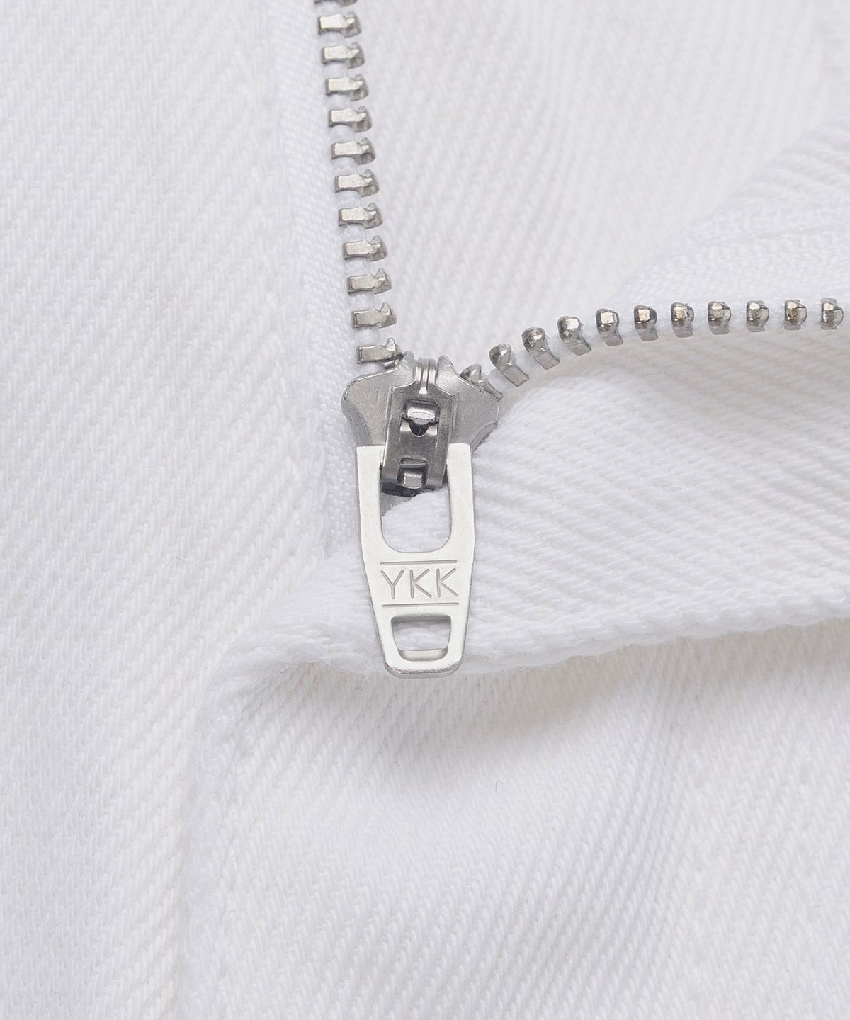 마인드브릿지(MINDBRIDGE) [COUTURE]9oz 스트레이트 화이트 데님 팬츠