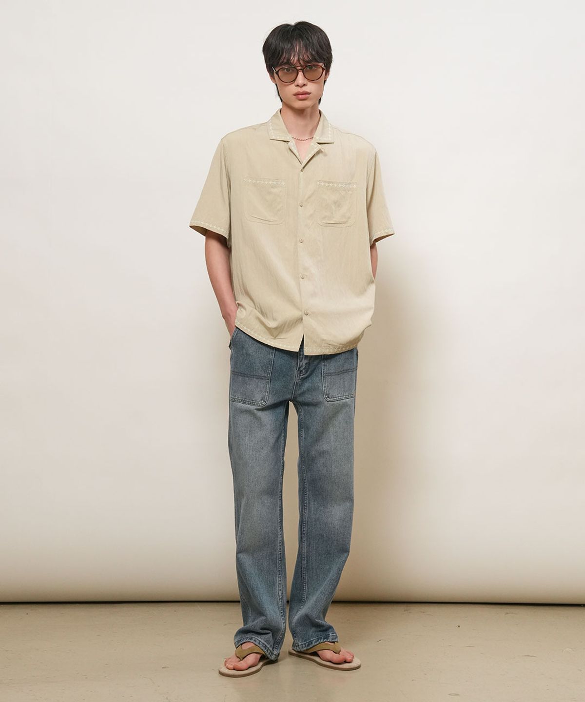 제너럴아이디어(GENERALIDEA) MAN 스티치 노치드 하프 셔츠 [BEIGE] / GF1MSH005