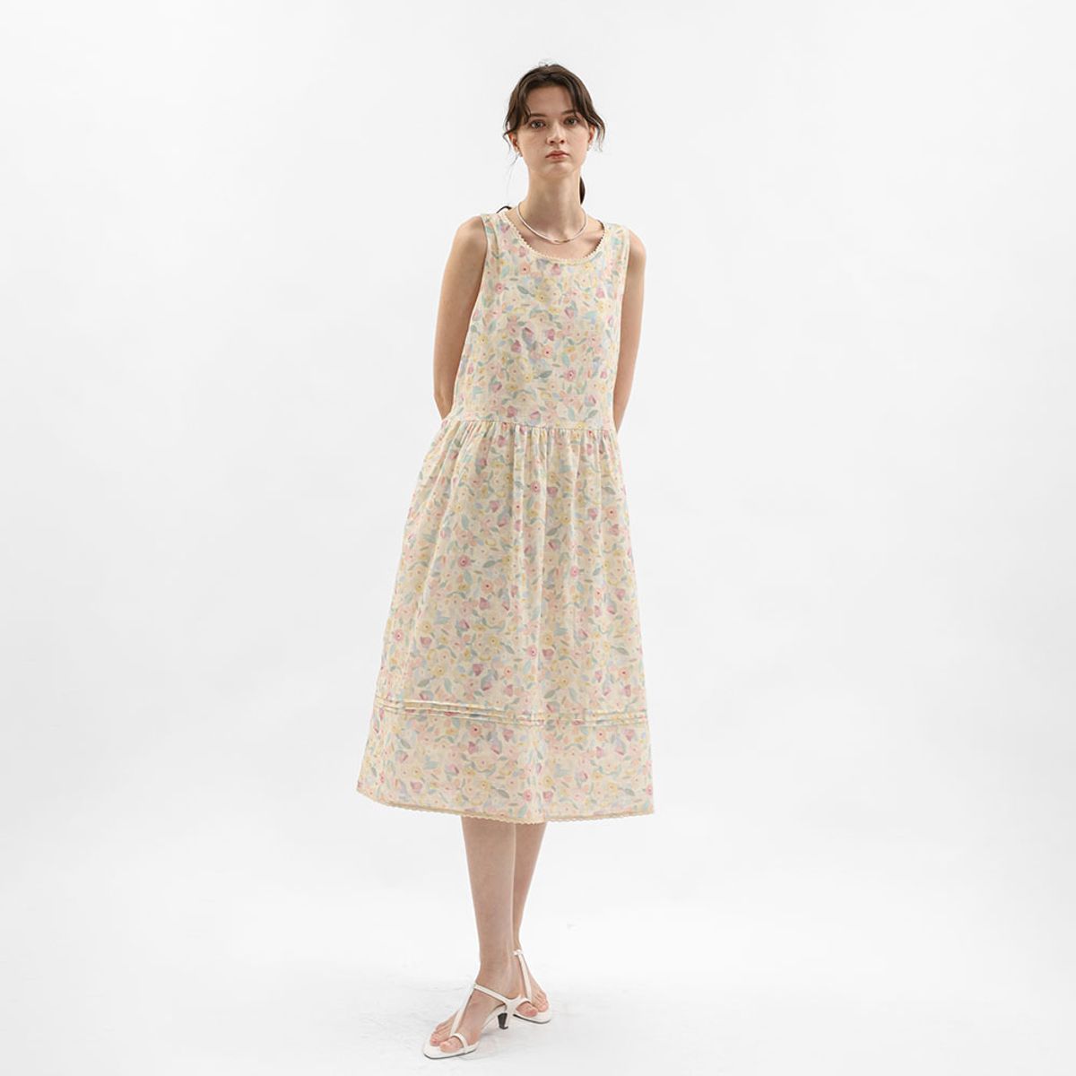 웬스데이딜라잇(WEDNESDAY DELIGHT) WD_Garden floral sleeveless dress_IVORY
