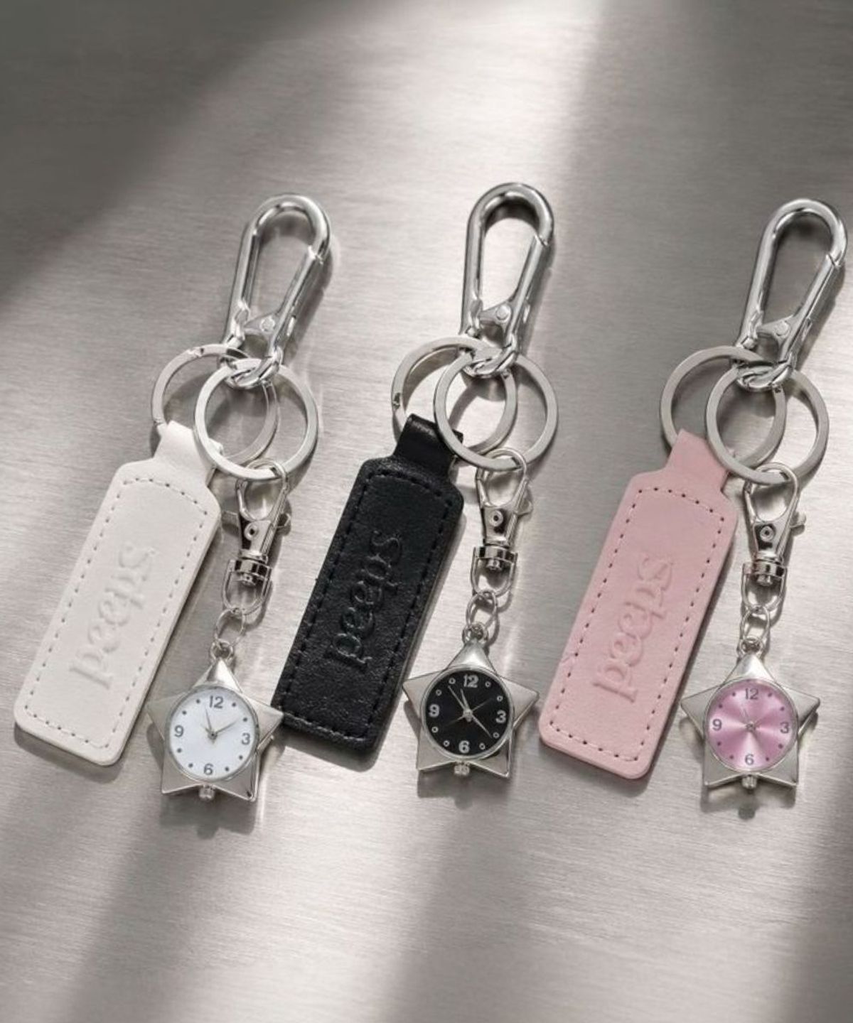 핍스(PEEPS) Star Timepiece Keyring(Black/White/Pink)