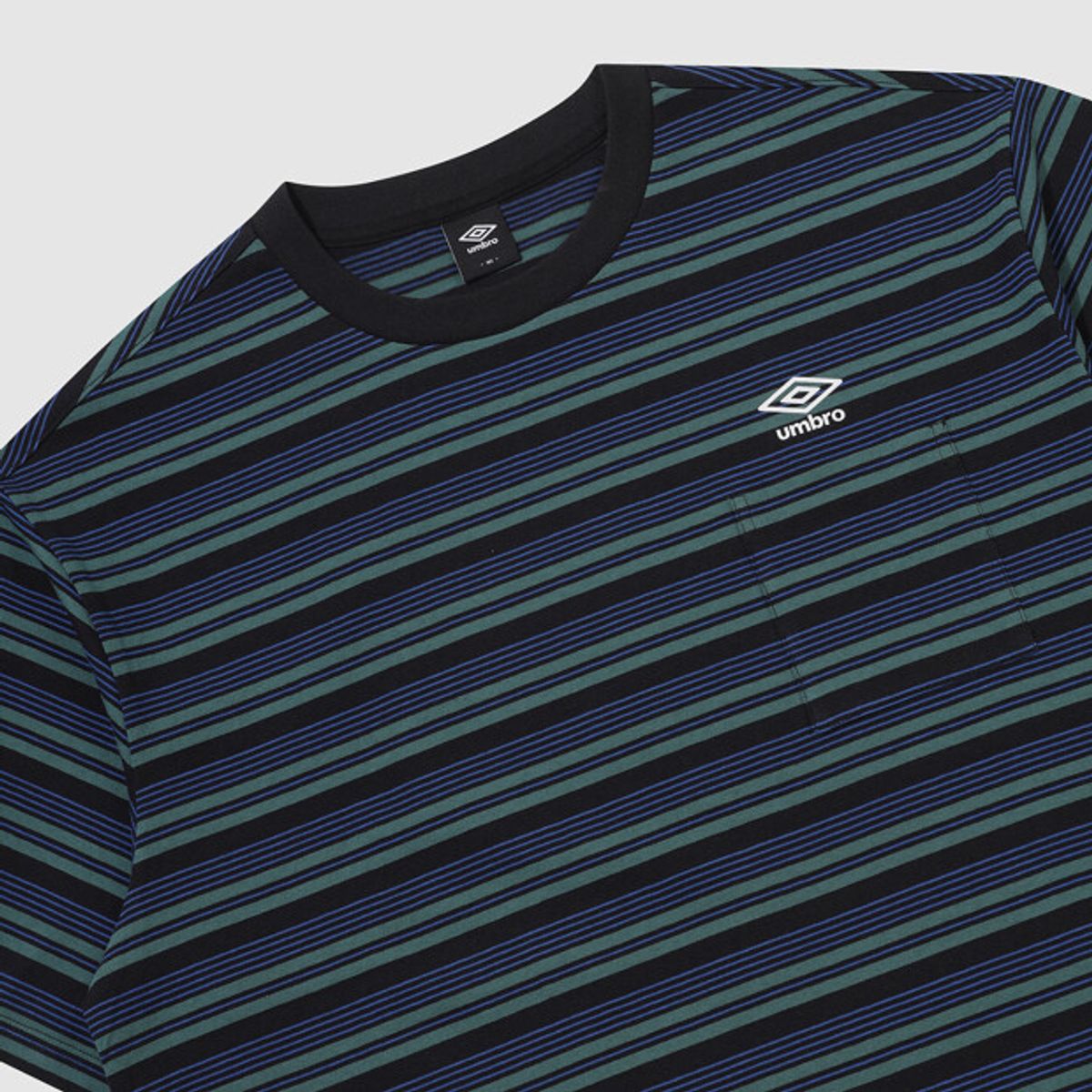엄브로(UMBRO) 썸머 PICK 스트라이프 반팔 티셔츠 블랙 UR321CRS71