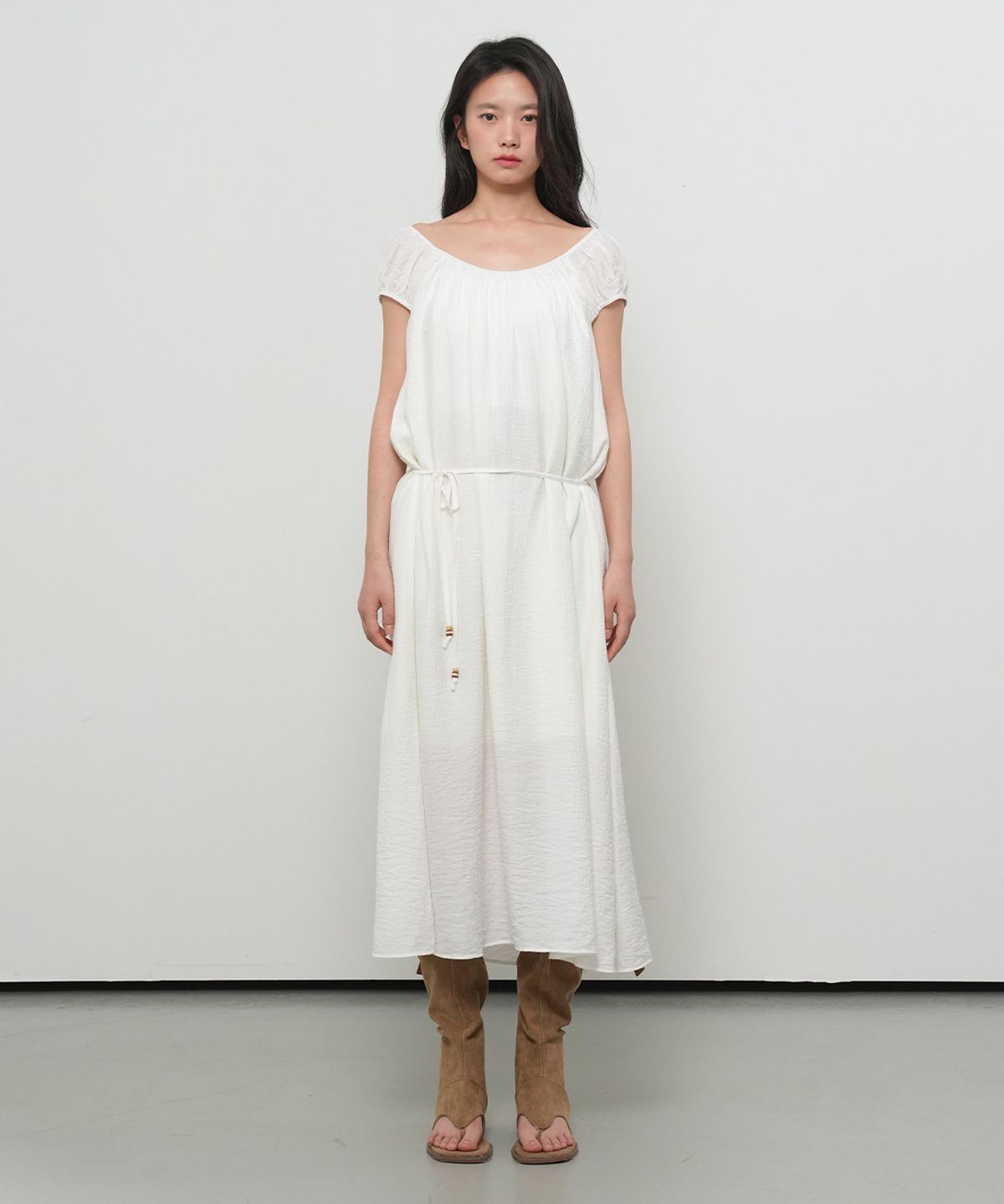 제너럴아이디어(GENERALIDEA) 크링클 밴딩 롱 원피스 [IVORY] / GF2LOP521