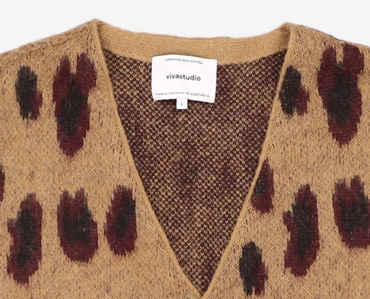 비바스튜디오(VIVASTUDIO) 카디건 L