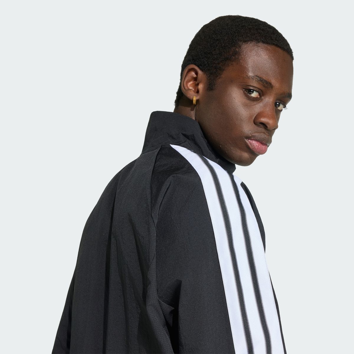 아디다스(ADIDAS) 유벤투스 토리노 홈 앤썸 재킷 KV6740