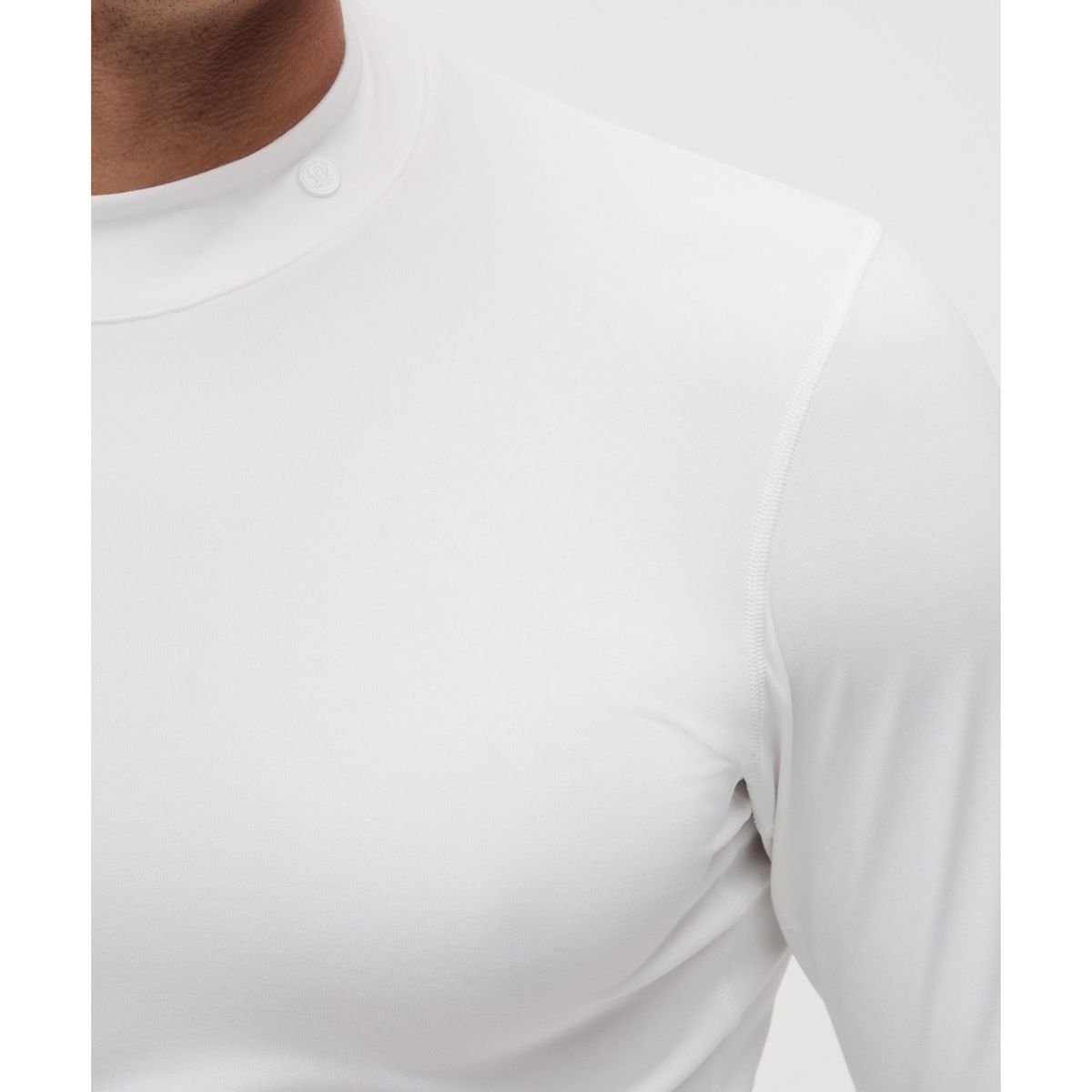 룰루레몬(LULULEMON) 모크넥 롱슬리브 골프 베이스 레이어  WHT