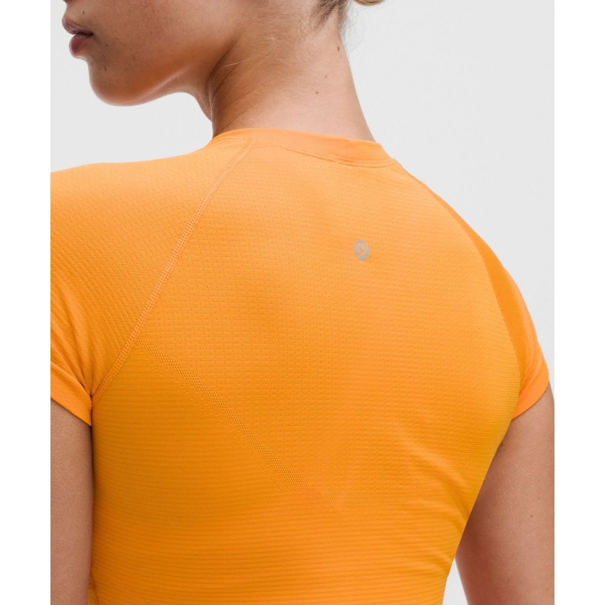 룰루레몬(LULULEMON) 스위프틀리 테크 크롭 숏슬리브 셔츠 2.0  CSZT CSZT