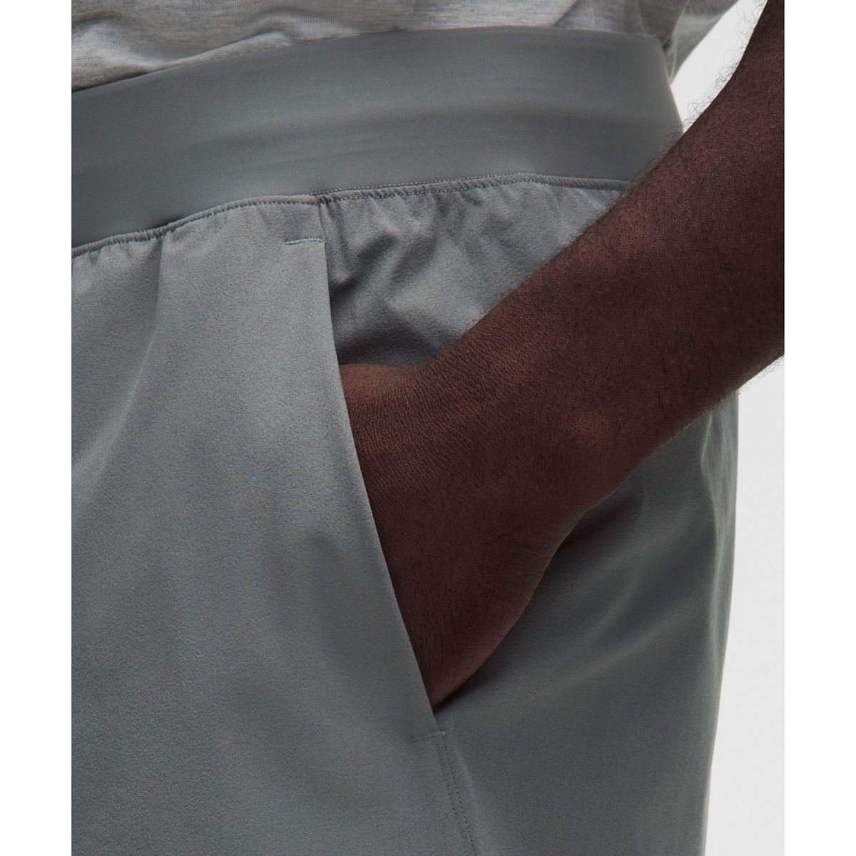 룰루레몬(LULULEMON) 제로드 인 라이너리스 쇼츠 5inch  ONGE