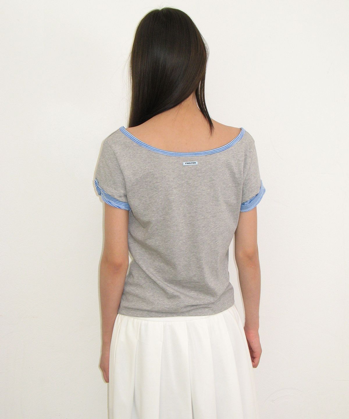 론론(RONRON) HEART BUTTON ROLL UP LAYERED T SHIRT GREY