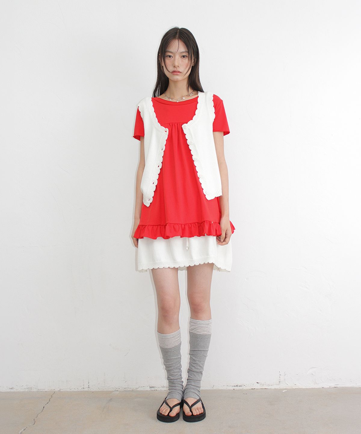 론론(RONRON) STRING SHIRRING RUFFLE T SHIRT RED