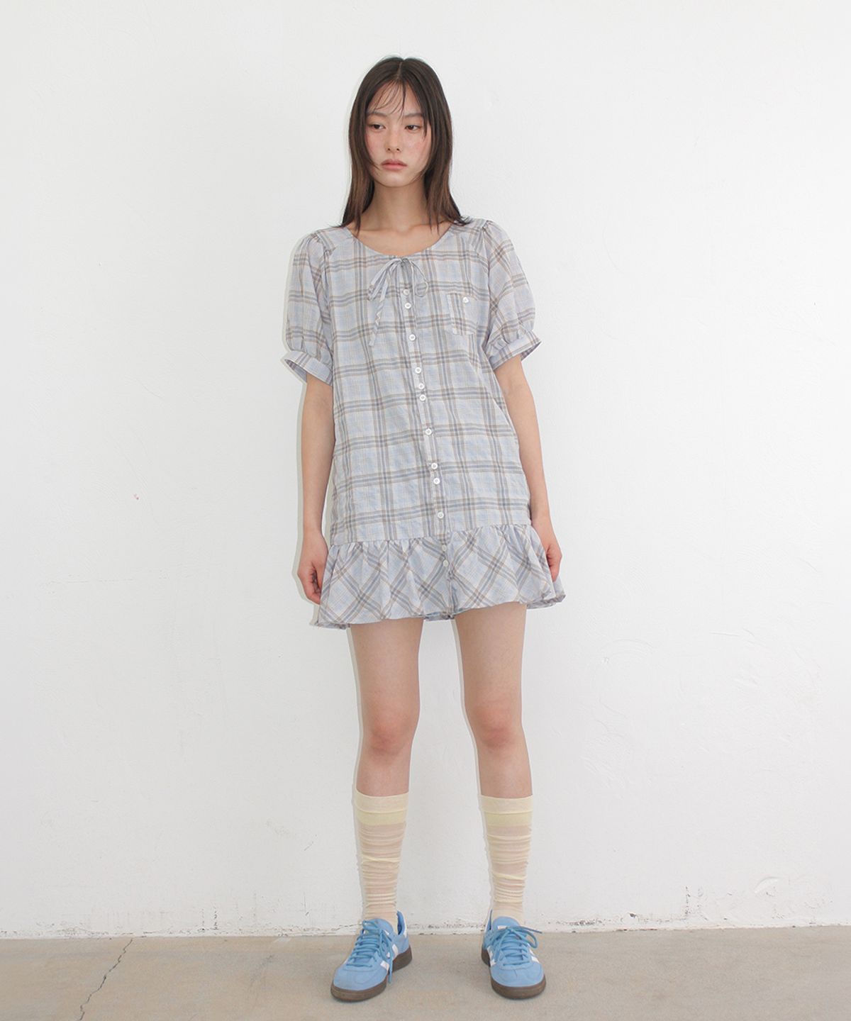 론론(RONRON) CHECK PUFF SLEEVE MINI DRESS BLOUSE SOFT BLUE