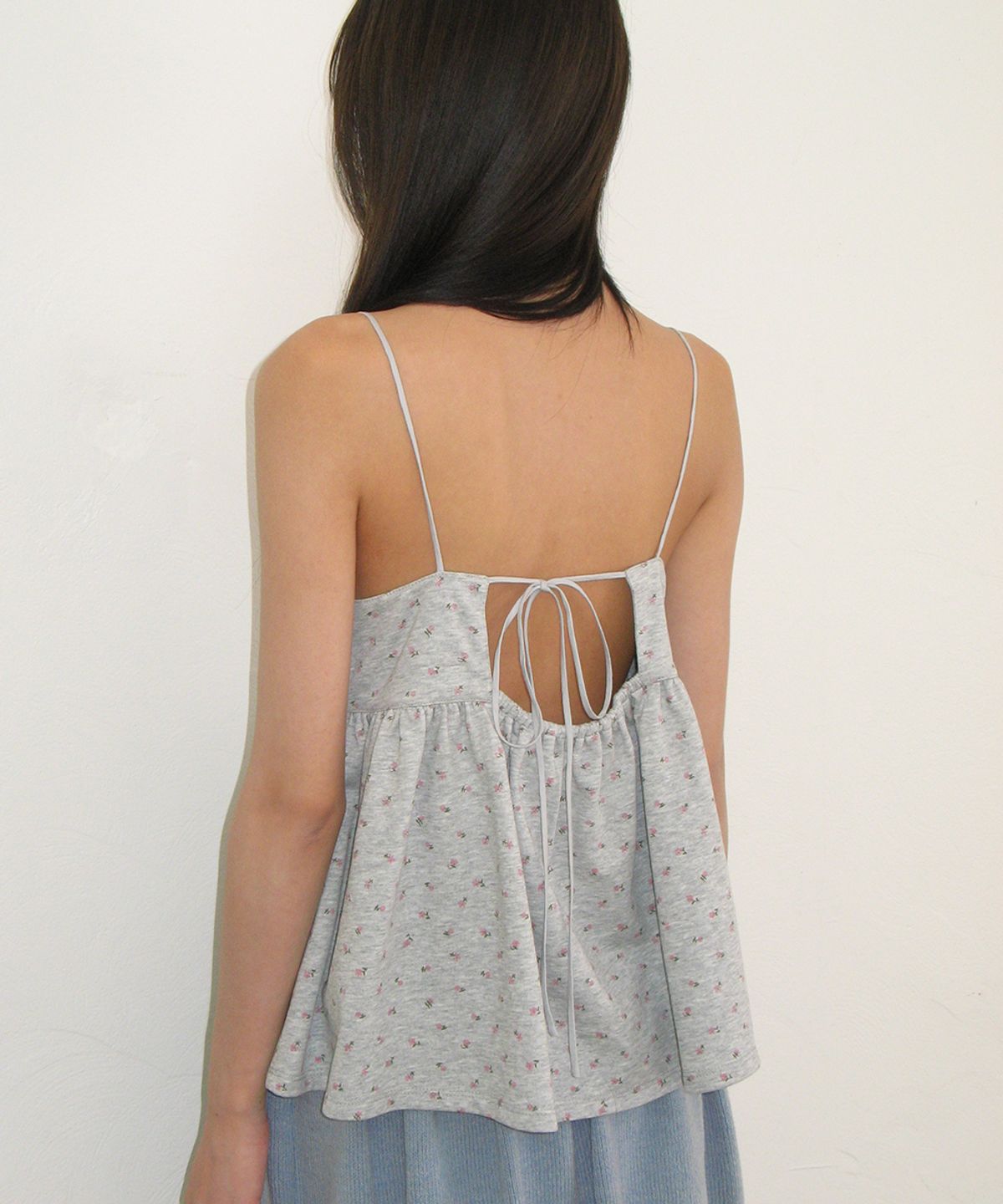 론론(RONRON) FLORAL RIBBON GATHER SLEEVELESS GREY