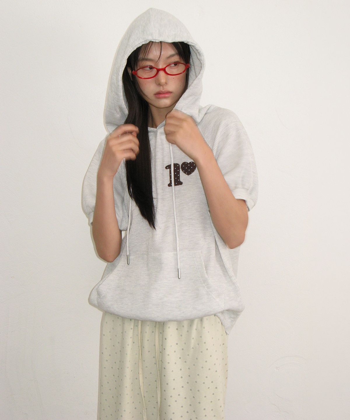 론론(RONRON) DOT R HALF SLEEVE HOODIE WHITE MELNAGE