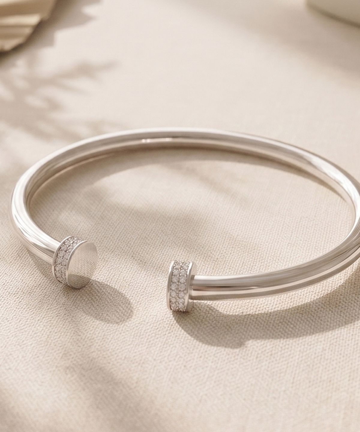 엘렌쥬얼리(HELENE JEWELRY) 실버 925 Silver 포스 라인 뱅글 은 팔찌