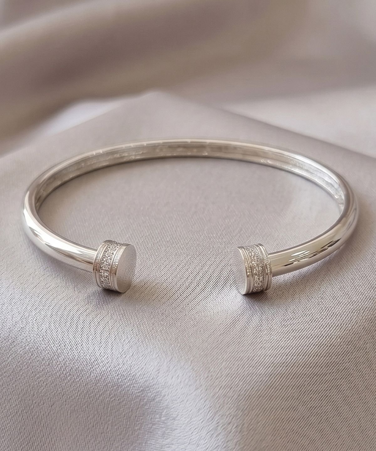 엘렌쥬얼리(HELENE JEWELRY) 실버 925 Silver 포스 라인 뱅글 은 팔찌