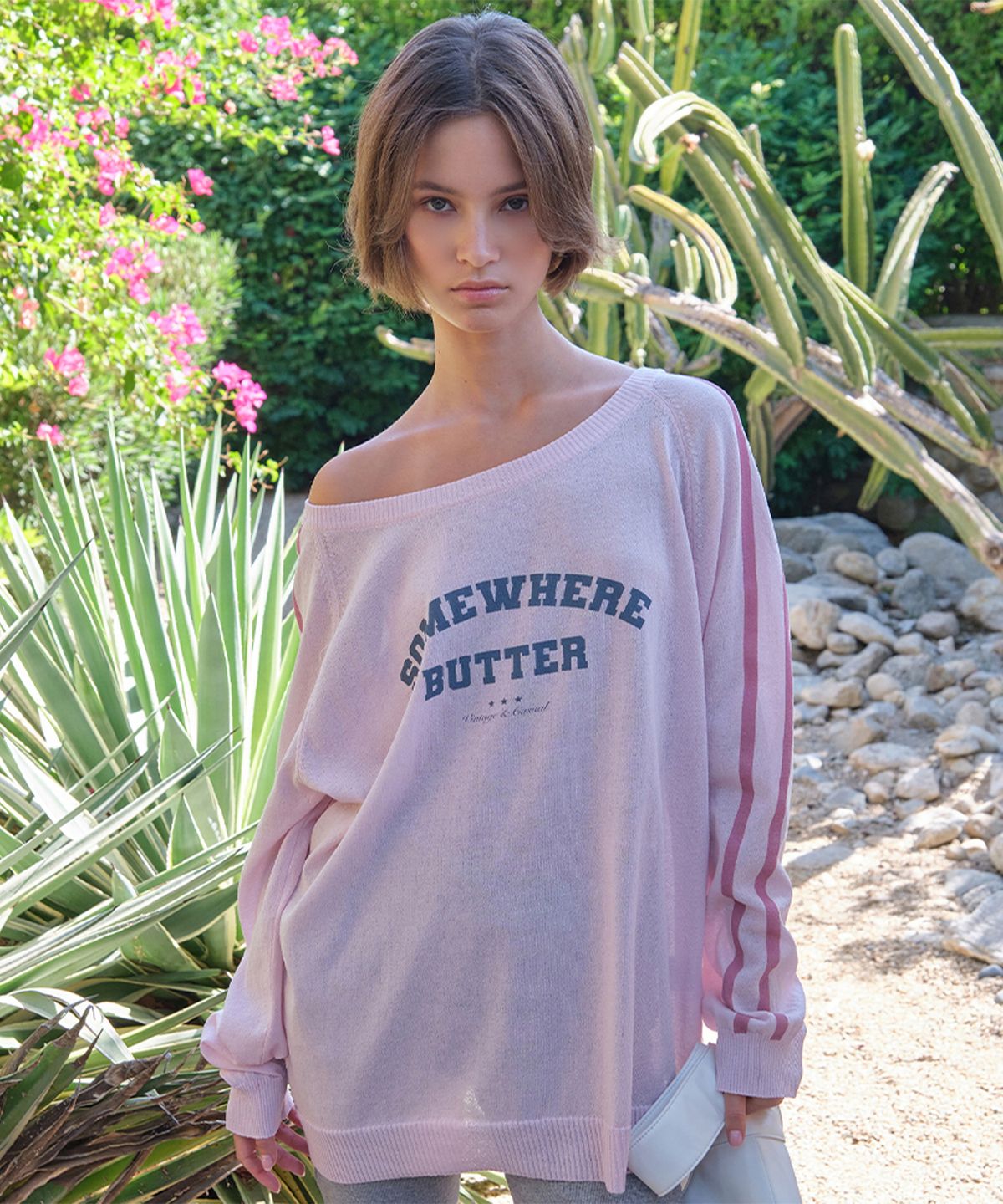 썸웨어버터(SOMEWHEREBUTTER) Loco Long Sleeve Knit - Light Pink