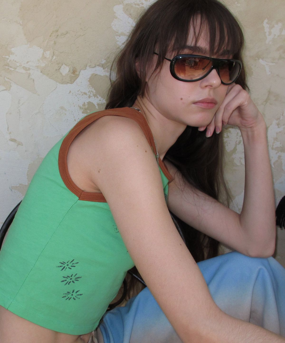 센토르(CENTAUR.KR) DOODLE RAGLAN SLEEVELESS TOP_GREEN