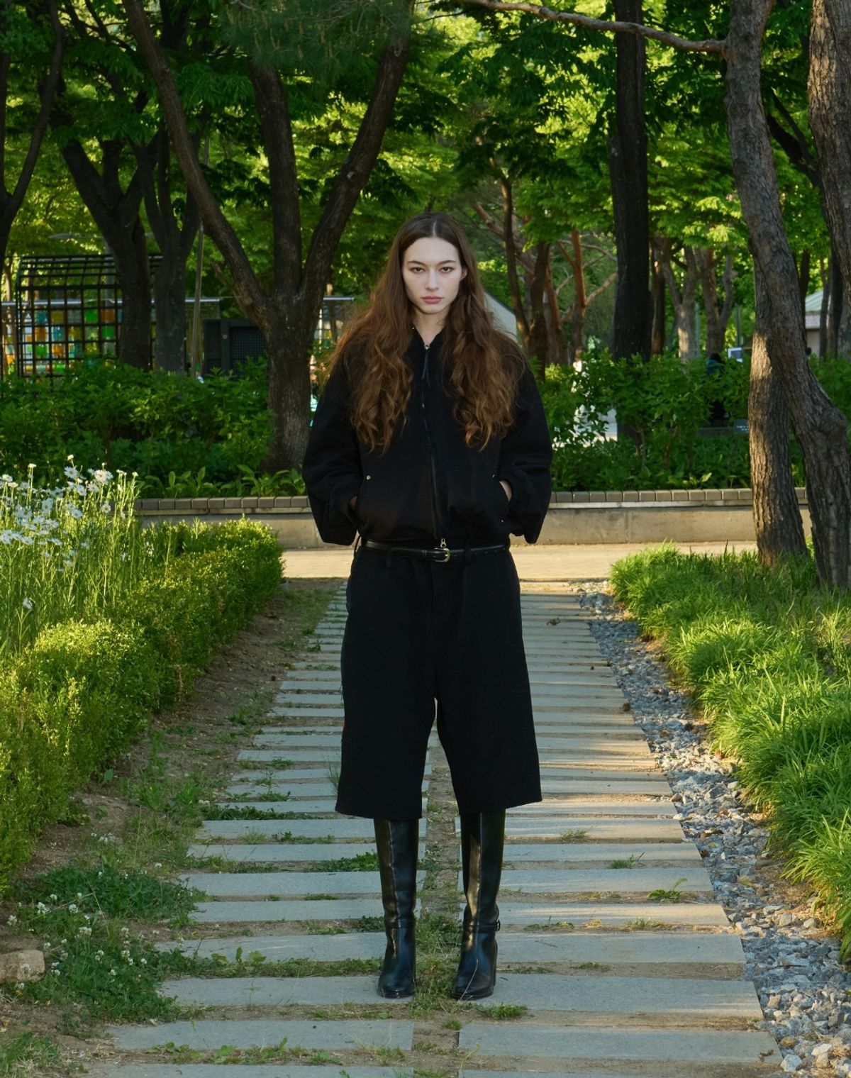오디너리피플(ORDINARY PEOPLE) RE : Patchline Color Trackers Sweat Half Pants [BLACK]