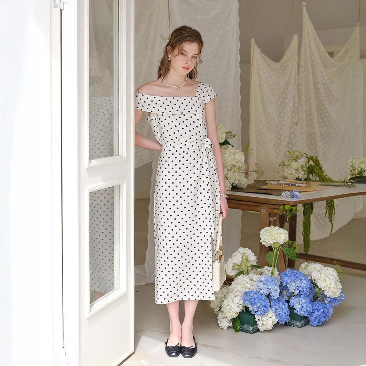 심플레트로(SIMPLE RETRO) SR_One-shoulder polka dot dress