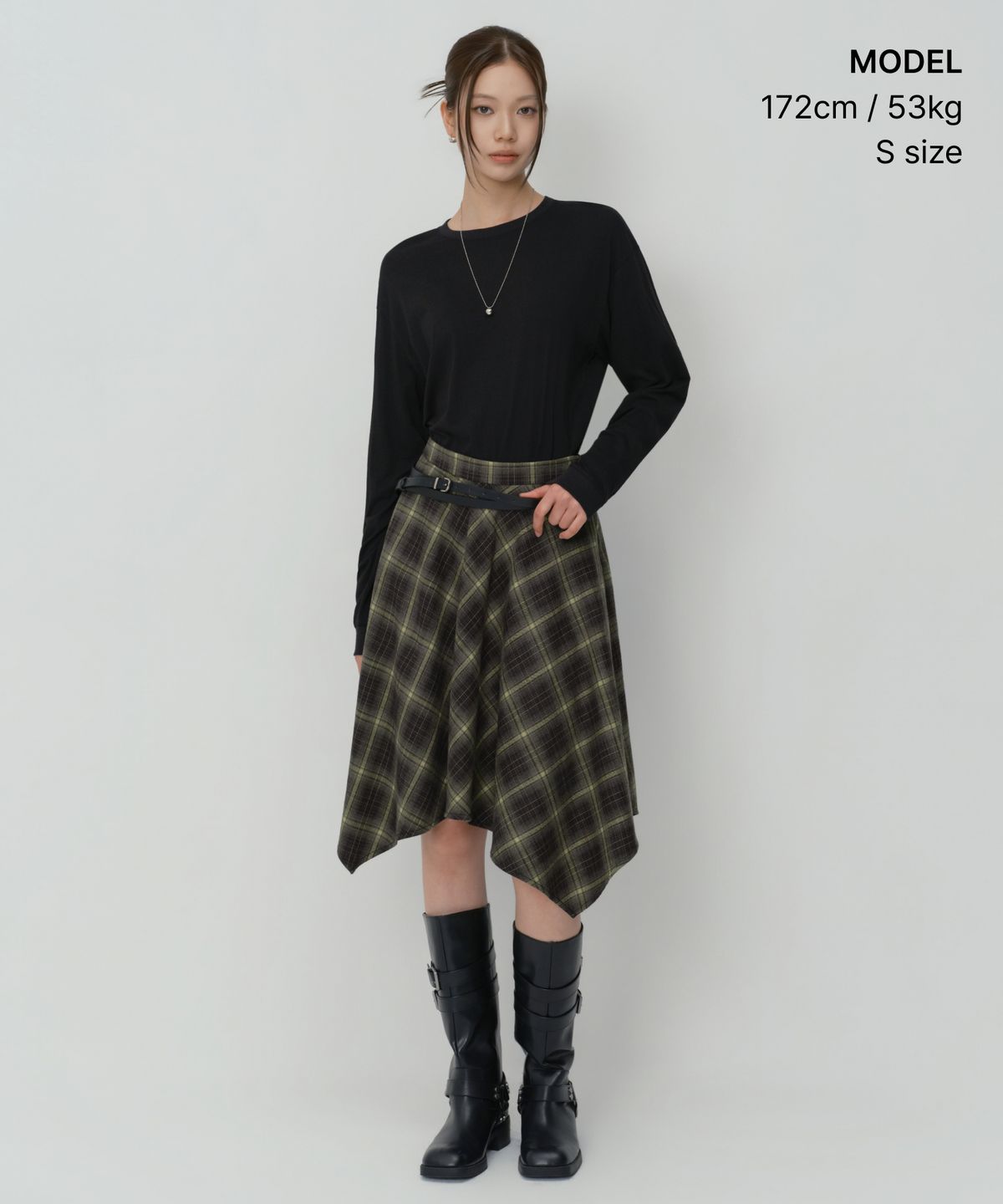 무신사 스탠다드 우먼(MUSINSA STANDARD WOMAN) 우먼즈 릴렉스드 라이트웨이트 CR 긴소매 티셔츠 [블랙]