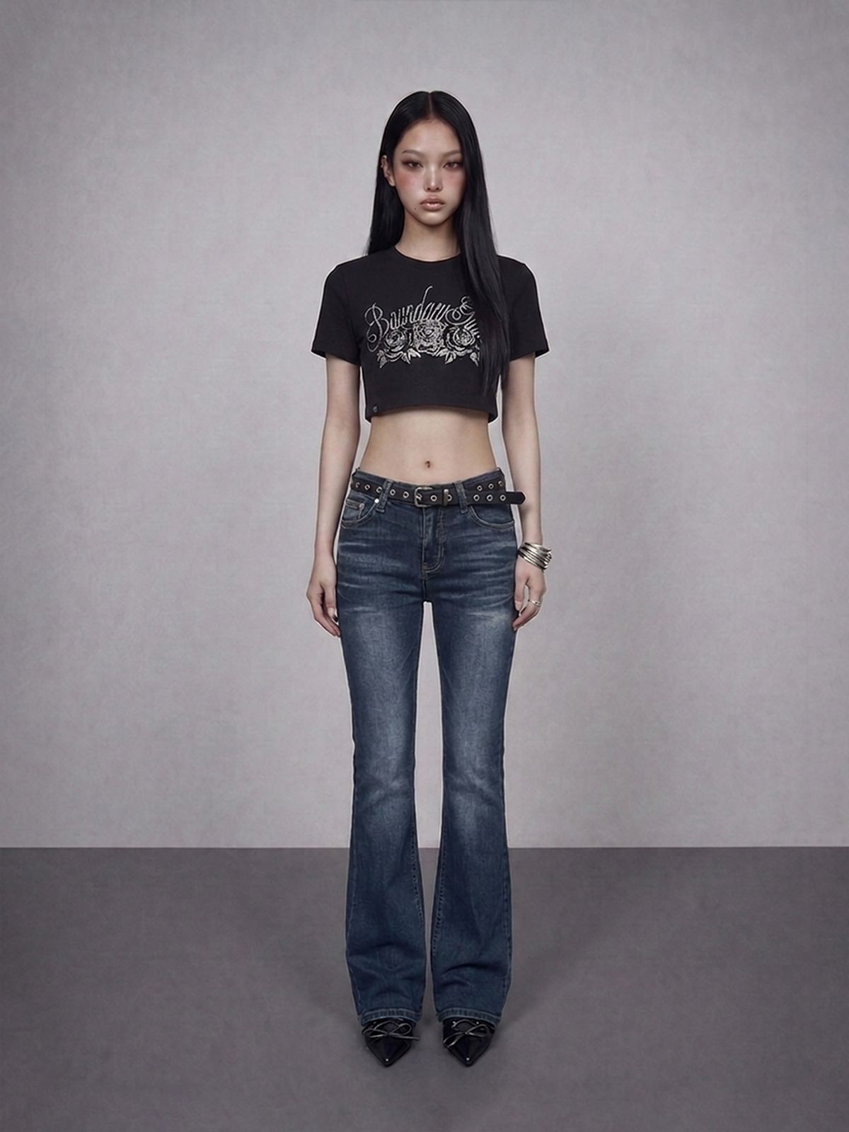 바운더리(BOUNDARY) GLAM LOGO PRINTED CROP TEE-SHIRTS BK_B261MSM117