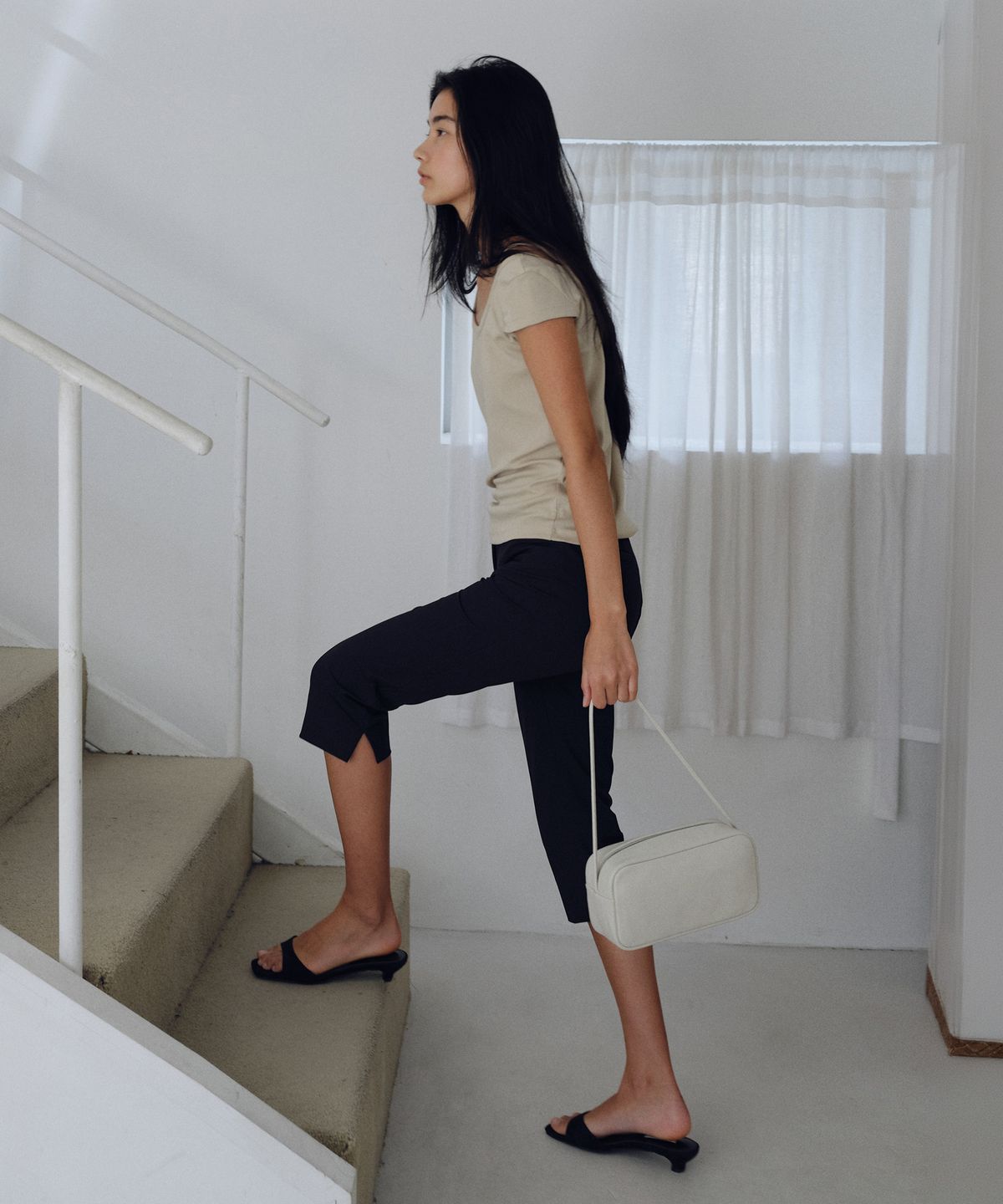 유라고(URAGO) Mare capri pants