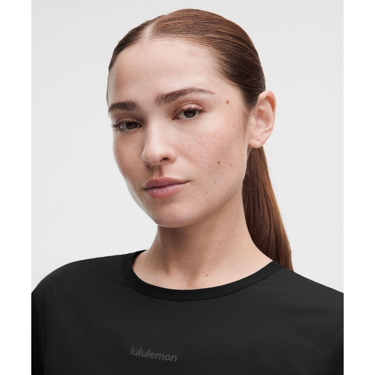 룰루레몬(LULULEMON) 라이트웨이트 릴랙스드 러닝 숏슬리브 셔츠  BLK
