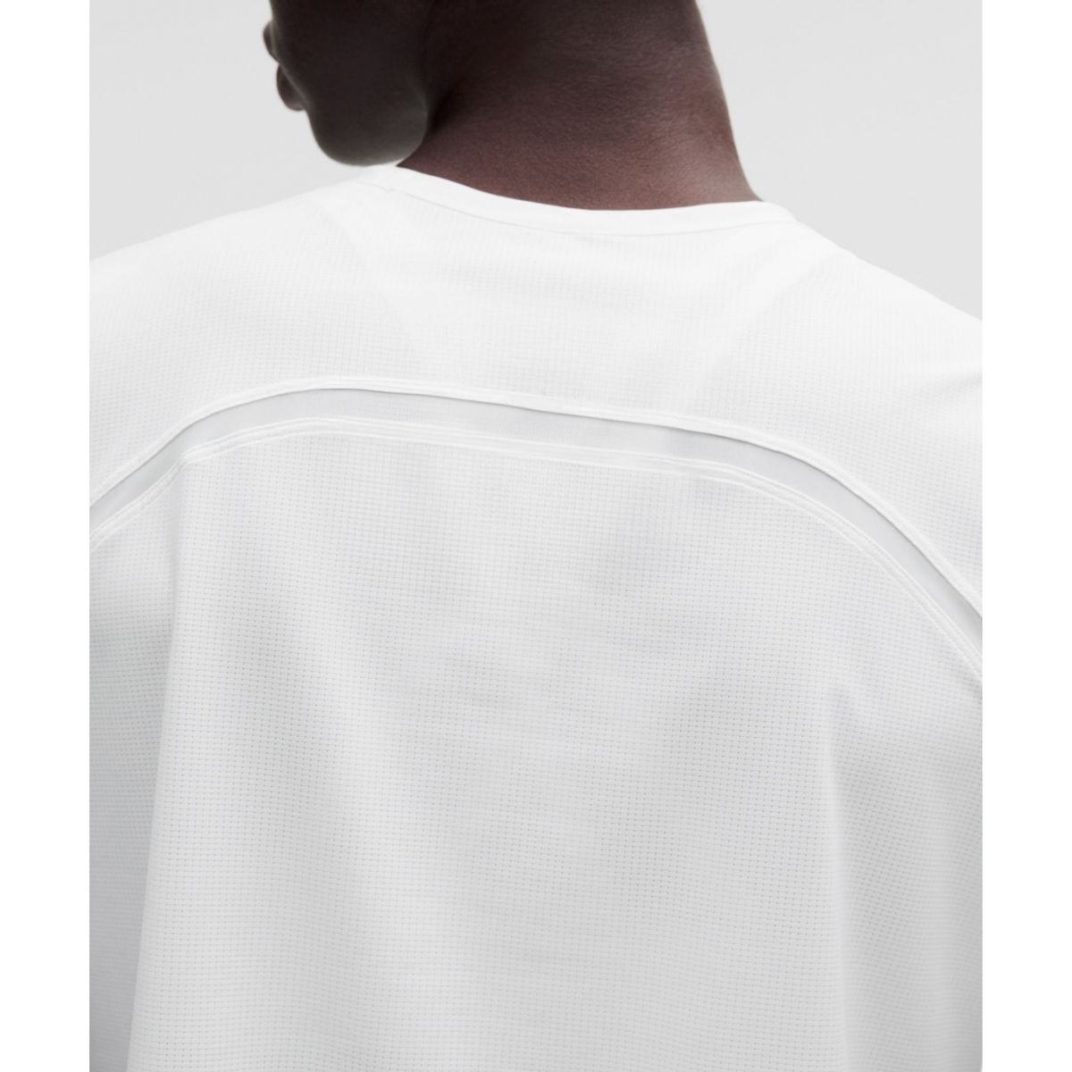 룰루레몬(LULULEMON) 라이트웨이트 릴랙스드 러닝 숏슬리브 셔츠  WHT
